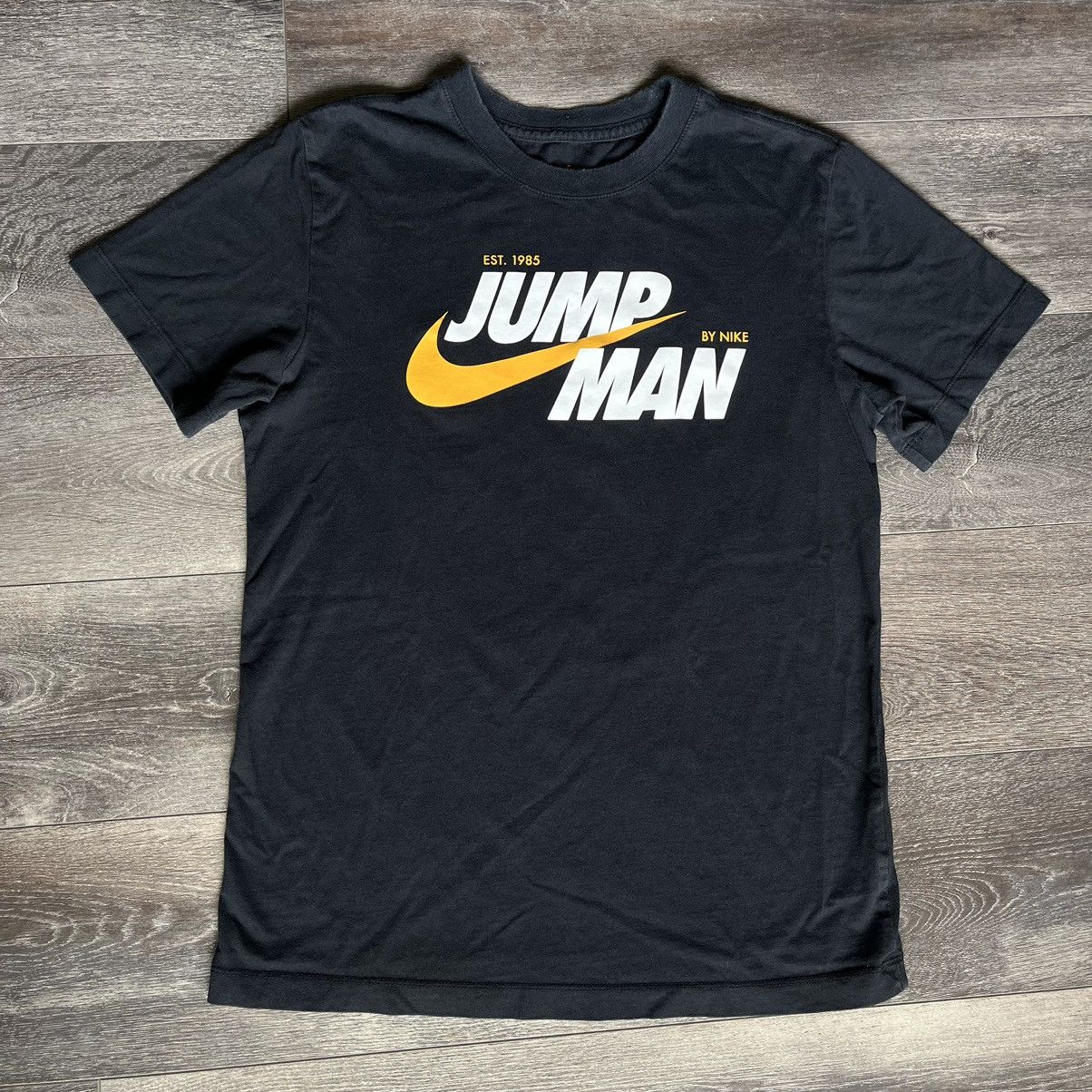 Jordan Brand × Nike × Vintage Vintage Jordan Brand Jump Man Nike Swoosh Graphic Tee Shirt Size US S / EU 44-46 / 1 - 1 Thumbnail
