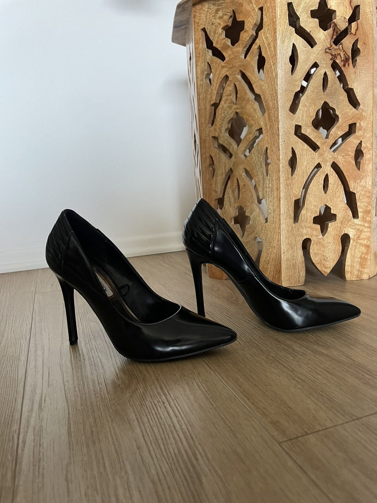 Steve Madden Black Patent Leather Heels Size US 7 / IT 37 - 4 Thumbnail