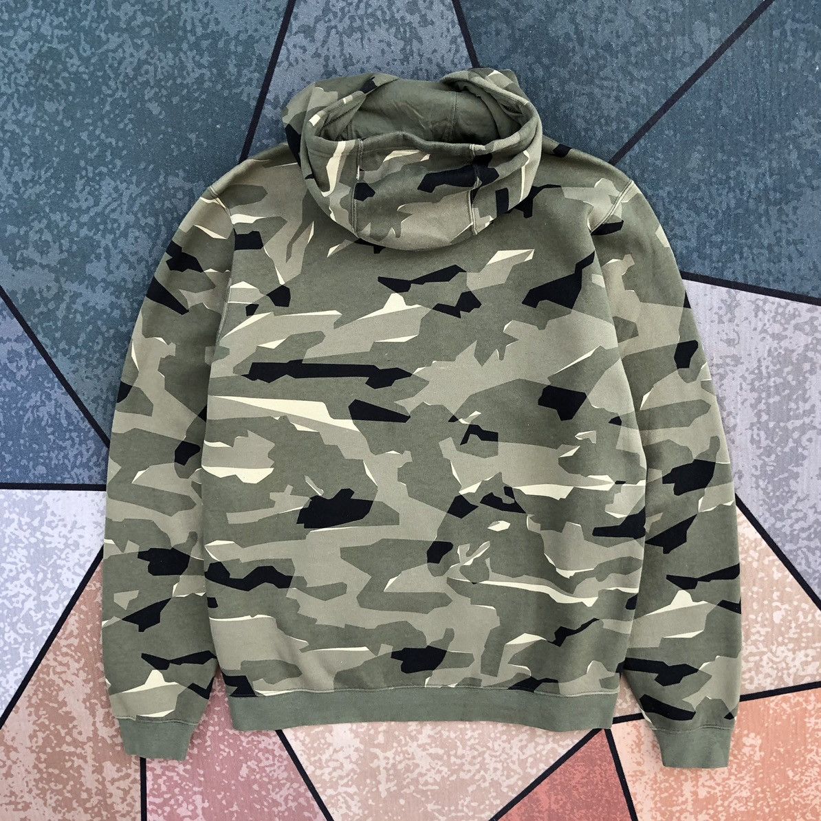 Nike Nike NSW Camo Hoodie Sweatshirts In Green Size US M / EU 48-50 / 2 - 6 Thumbnail