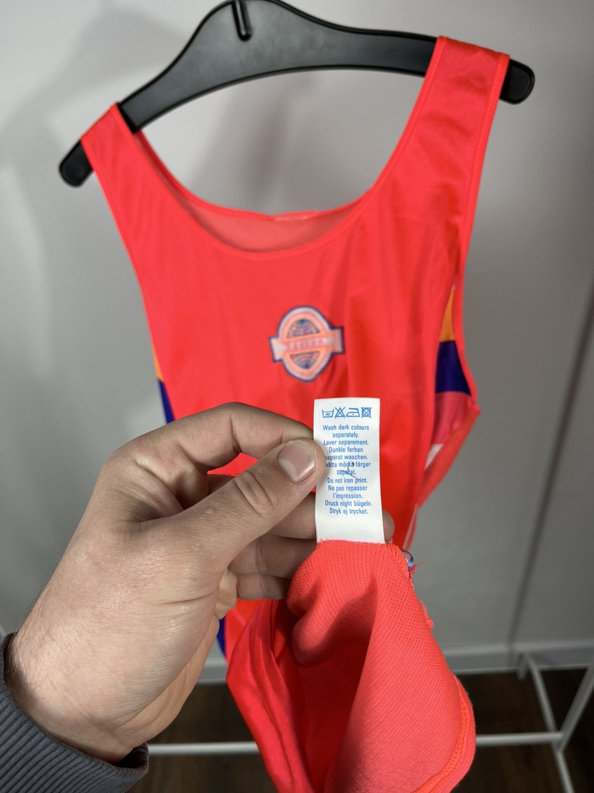 Reebok Vintage Reebok Women Running Tank Top Neon Bright Top Size M / US 6-8 / IT 42-44 - 8 Thumbnail