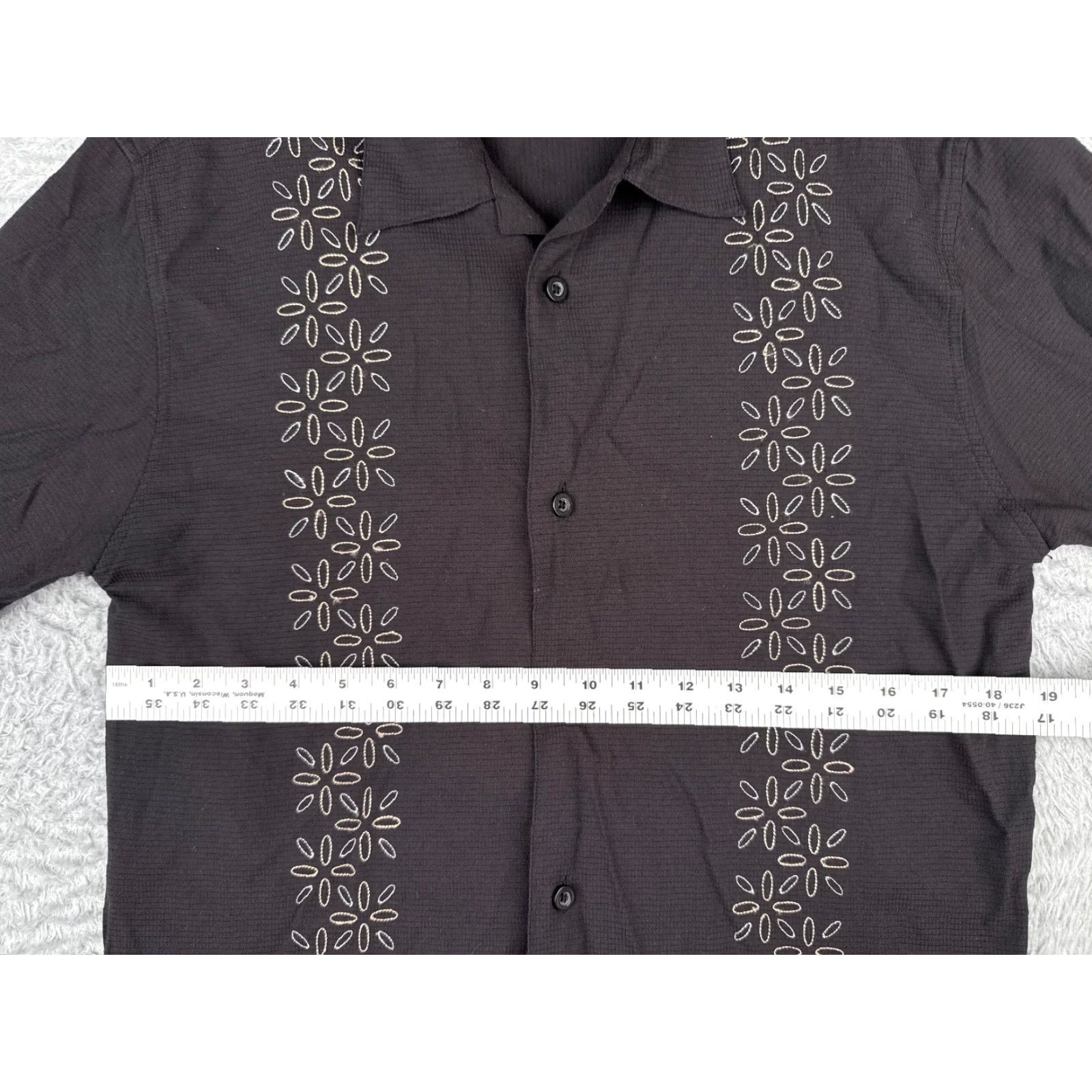 Vintage Sobrino Shirt Adult Small Black Floral Rayon Polyester Blend Button-Up, Flower, Floral, Classic, Beach, Short Sleeve, Mens Size US S / EU 44-46 / 1 - 7 Thumbnail
