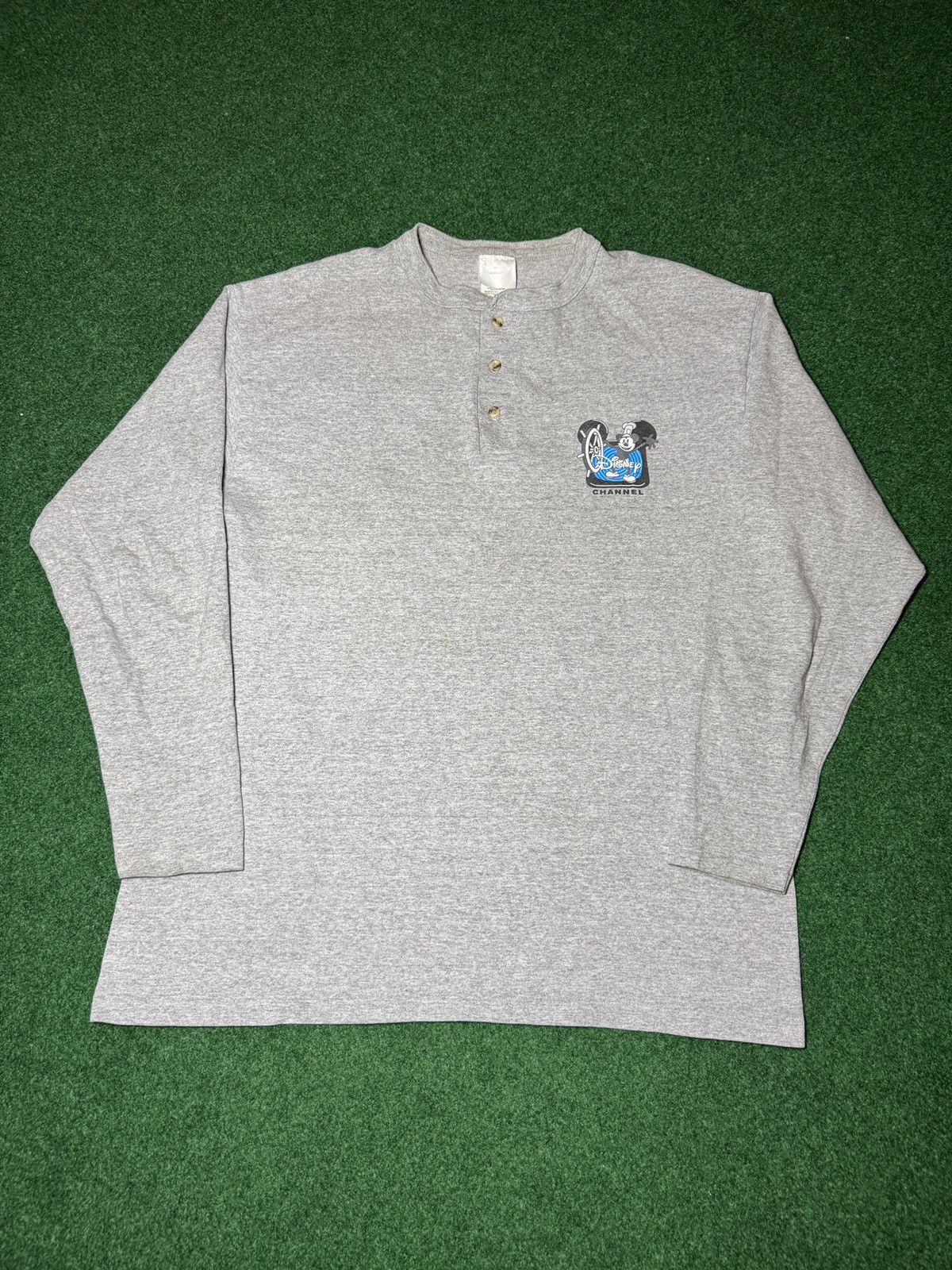 Disney × Vintage Vintage 90s Disney Channel Logo RARE Gargoyle Promo Tshirt Size US L / EU 52-54 / 3 - 1 Thumbnail