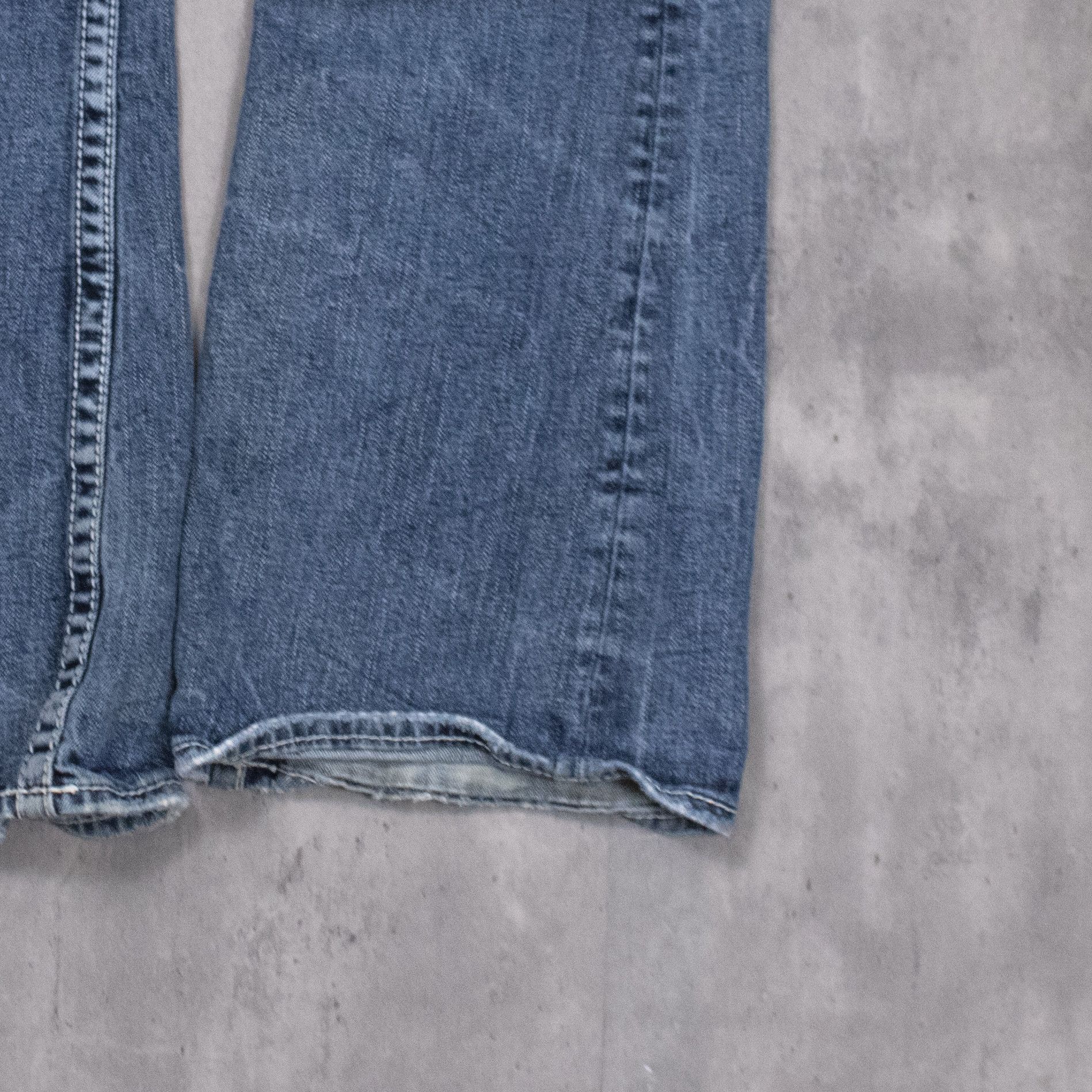 Silver Jeans Co. Y2K Silver Jeans Co Aiko Bootcut Distressed Denim Jeans Size US 33 - 5 Thumbnail