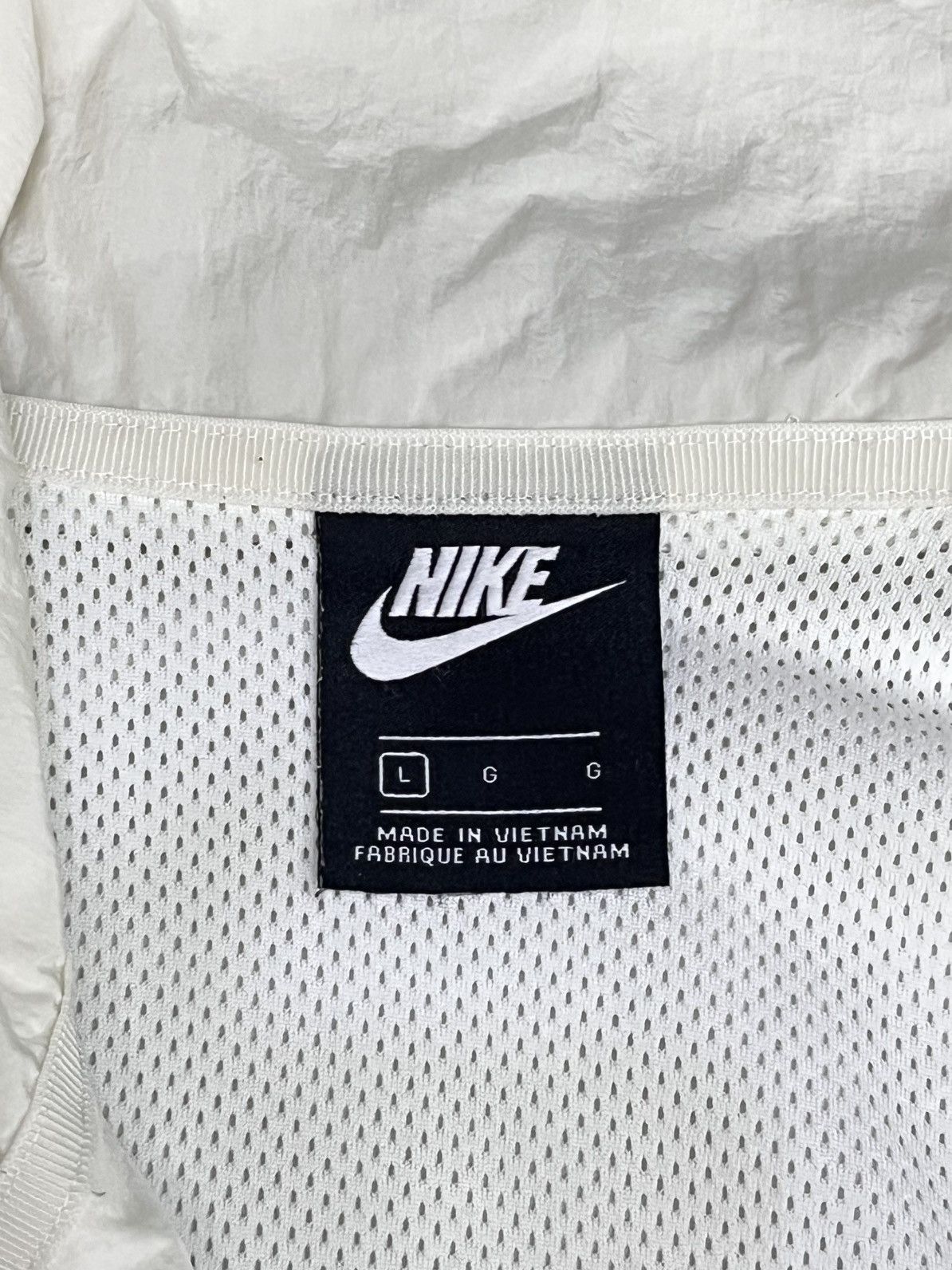 Nike Ultra Rare Vintage Nike Big Swoosh Black Tag Y2K Windbreaker Size L / US 10 / IT 46 - 11 Thumbnail