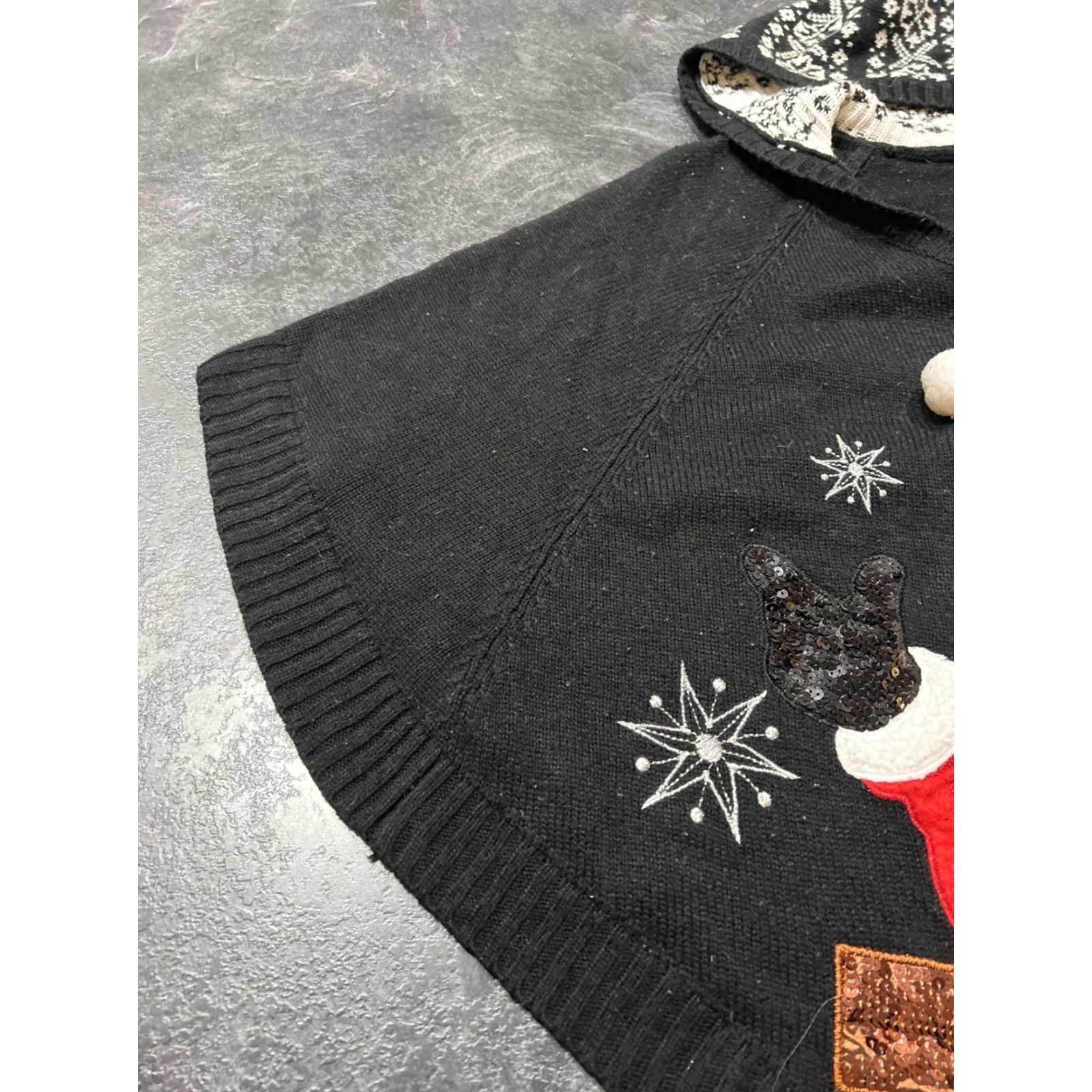 Vintage Holiday Time Women's Ugly Santa Christmas Sequin Cape Hoodie Sweater Black S Size S / US 4 / IT 40 - 2 Thumbnail
