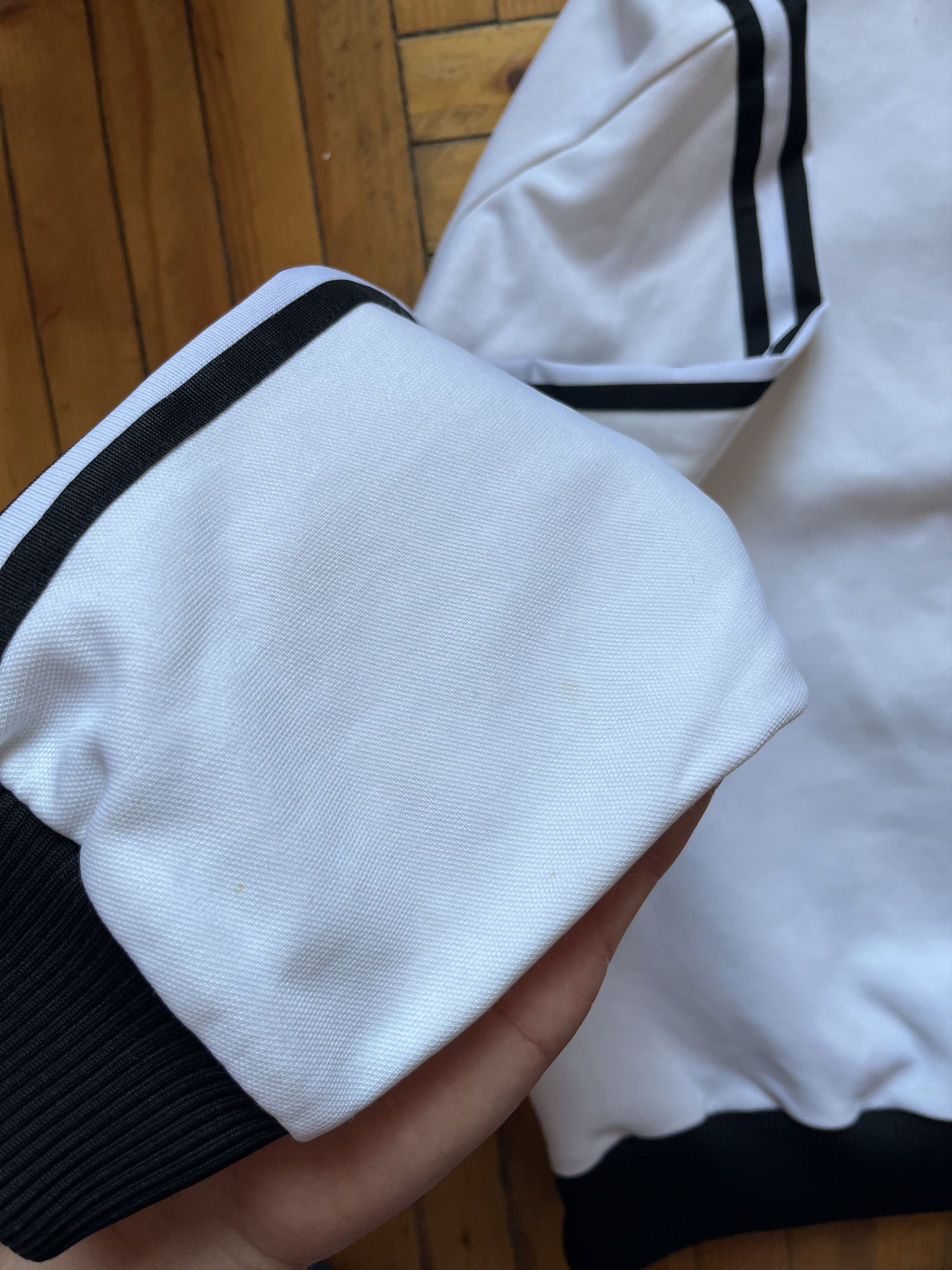 Adidas Vintage Adidas 00's Track Jacket White & Black Stripes Size US S / EU 44-46 / 1 - 6 Thumbnail