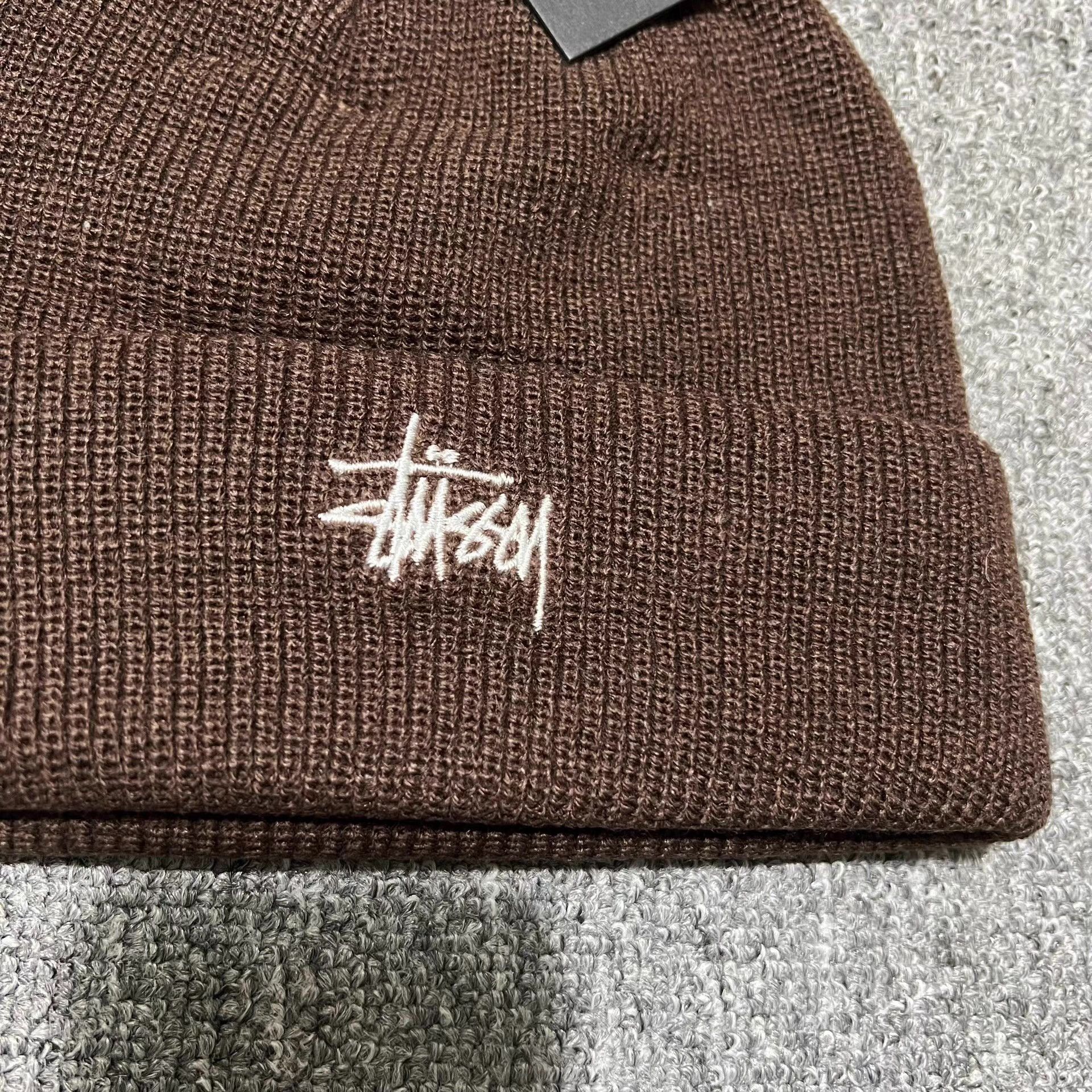 Stussy Stussy Classic Solid Color Embroidered Logo Knit Beanie Q7 Size ONE SIZE - 8 Thumbnail