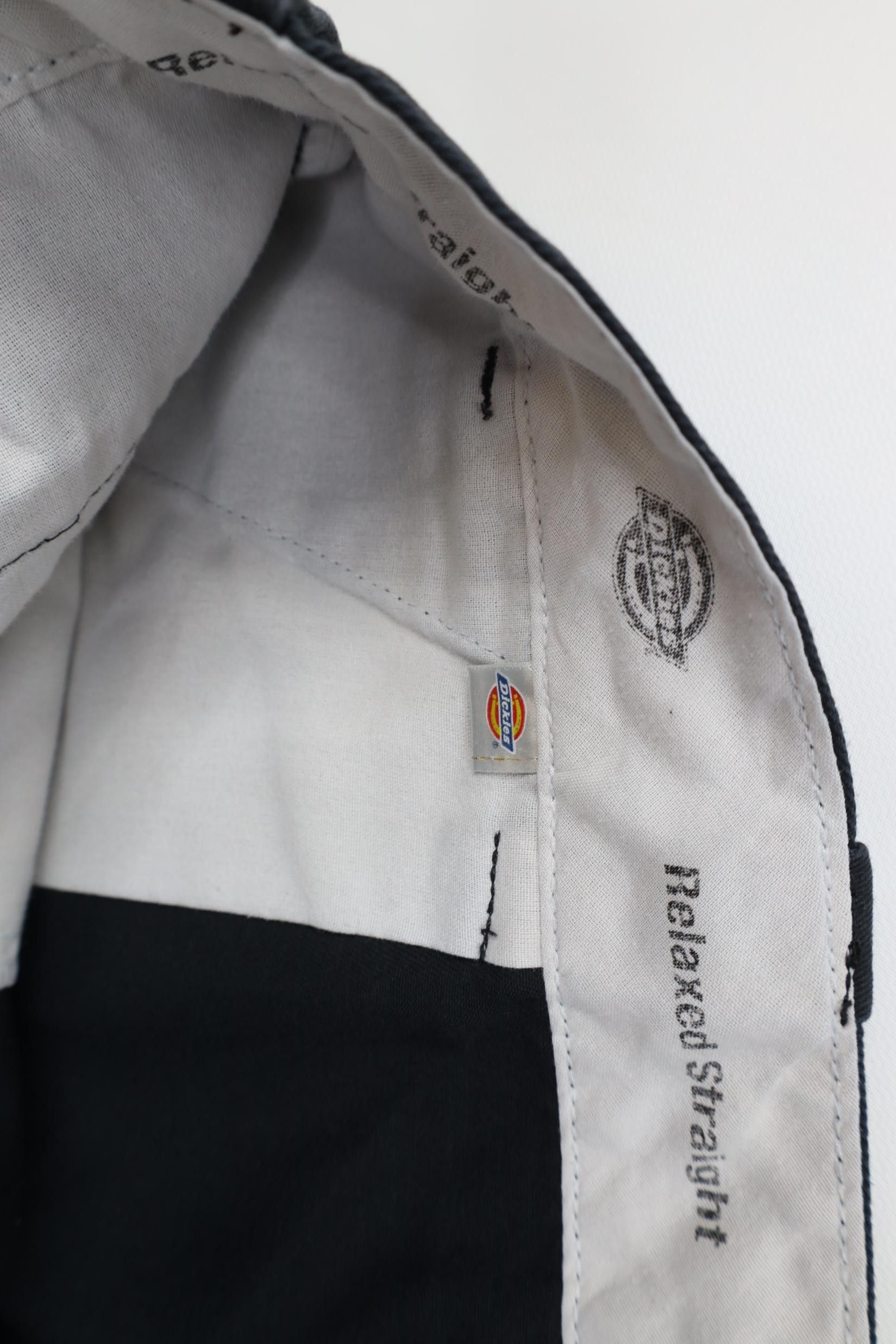 Dickies Vintage Y2K Dickies Relaxed Straight Wide Leg Cargo Pants Size US 40 / EU 56 - 15 Thumbnail