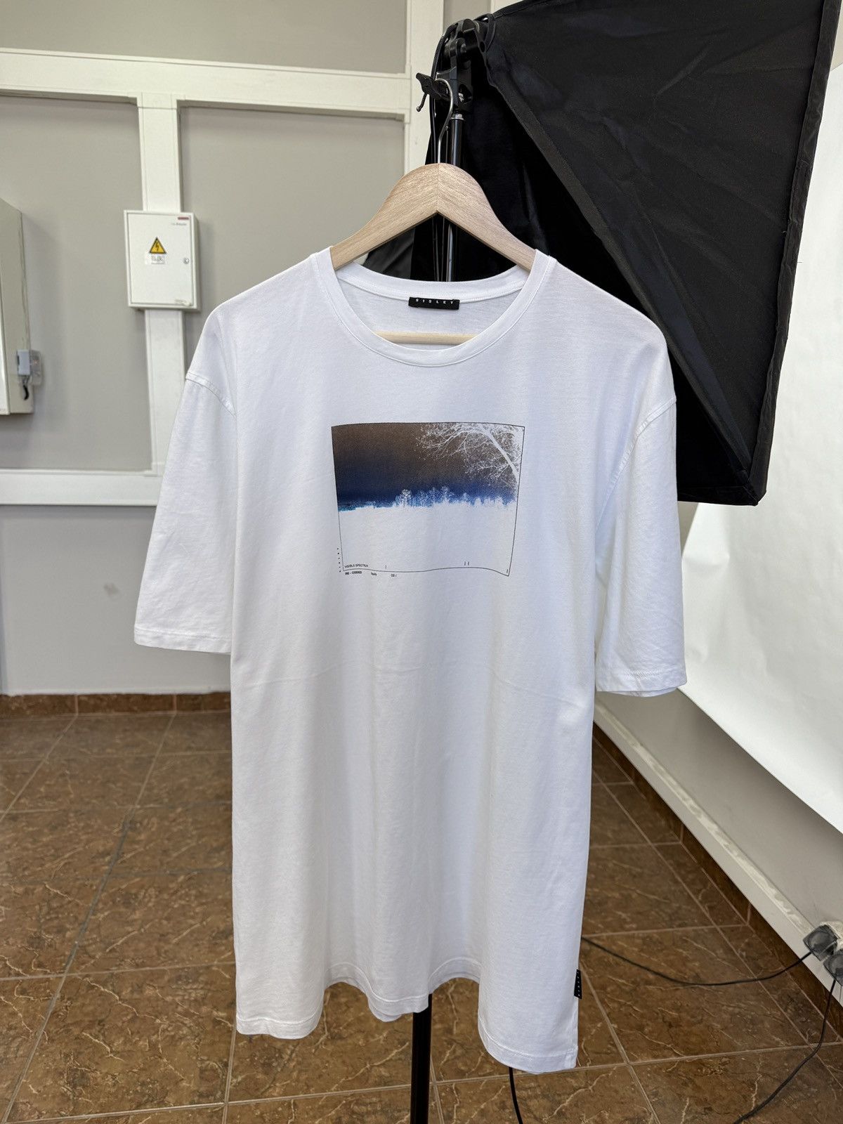 Sisley 🇺🇸 Y2K Sisley Avant Gard Art Asymmetrical T-Shirt Rare Size US XL / EU 56 / 4 - 1 Thumbnail