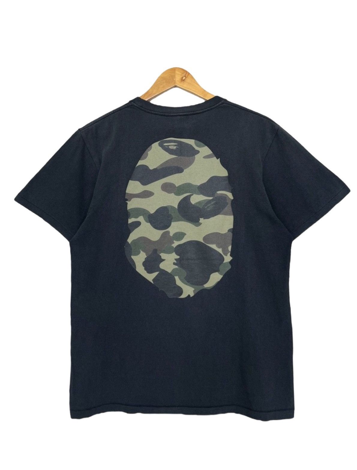 Bape 1st Camo Big Ape Head Tee Size US M / EU 48-50 / 2 - 3 Thumbnail