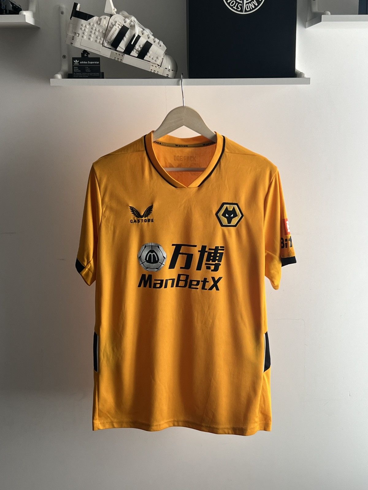 Castore Soccer Jersey Wolverhampton Wanderers 2021/2022 Wolves Home Size US L / EU 52-54 / 3 - 2 Thumbnail