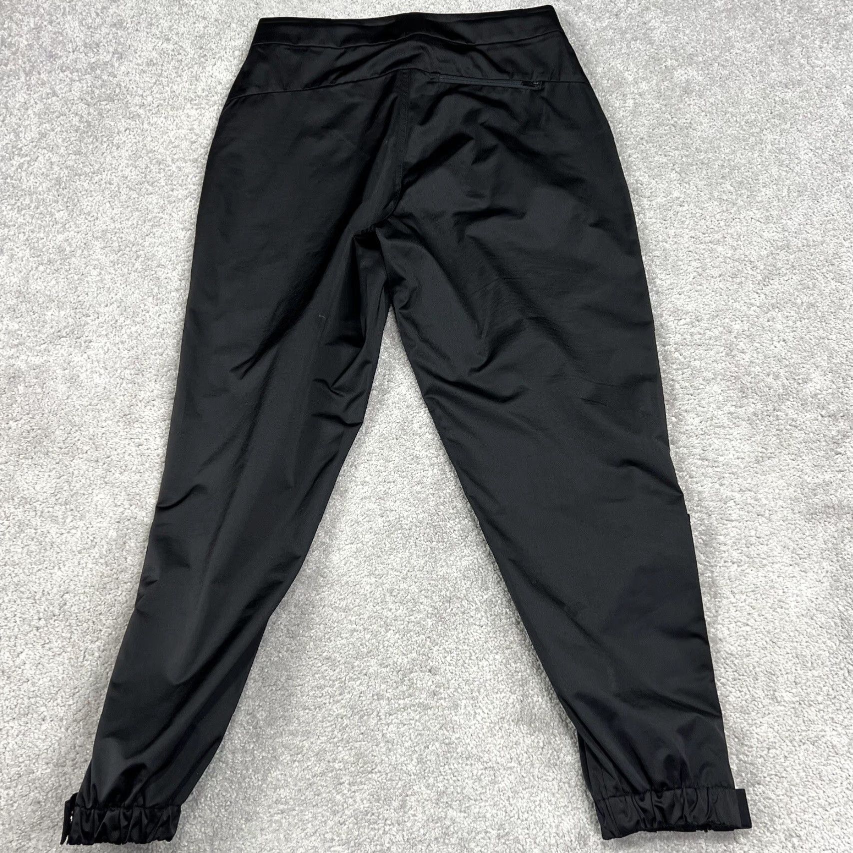 Athleta Athleta Radiant Jogger Pants Womens 6 Black Satin Tapered Athleisure Travel Ankle Zip Inseam 28” Size 28" / US 6 / IT 42 - 7 Thumbnail