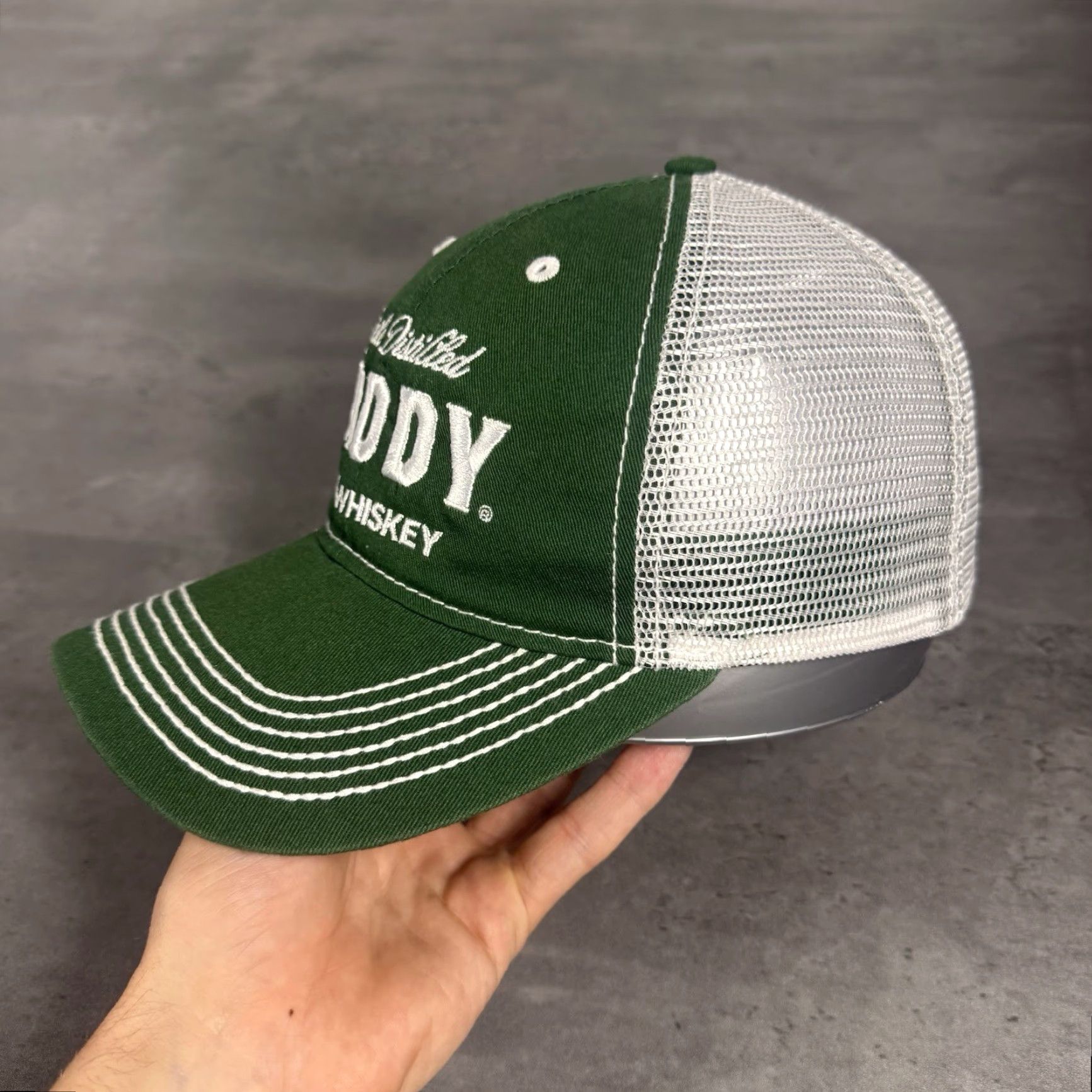 Vintage **PADDY IRISH WHISKEY ADJUSTABLE GREEN SNAP BACK BASEBALL CAP** User: PADDY IRISH WHISKEY ADJUSTABLE GREEN SNAP BACK BASEBALL CAP Size ONE SIZE - 3 Thumbnail