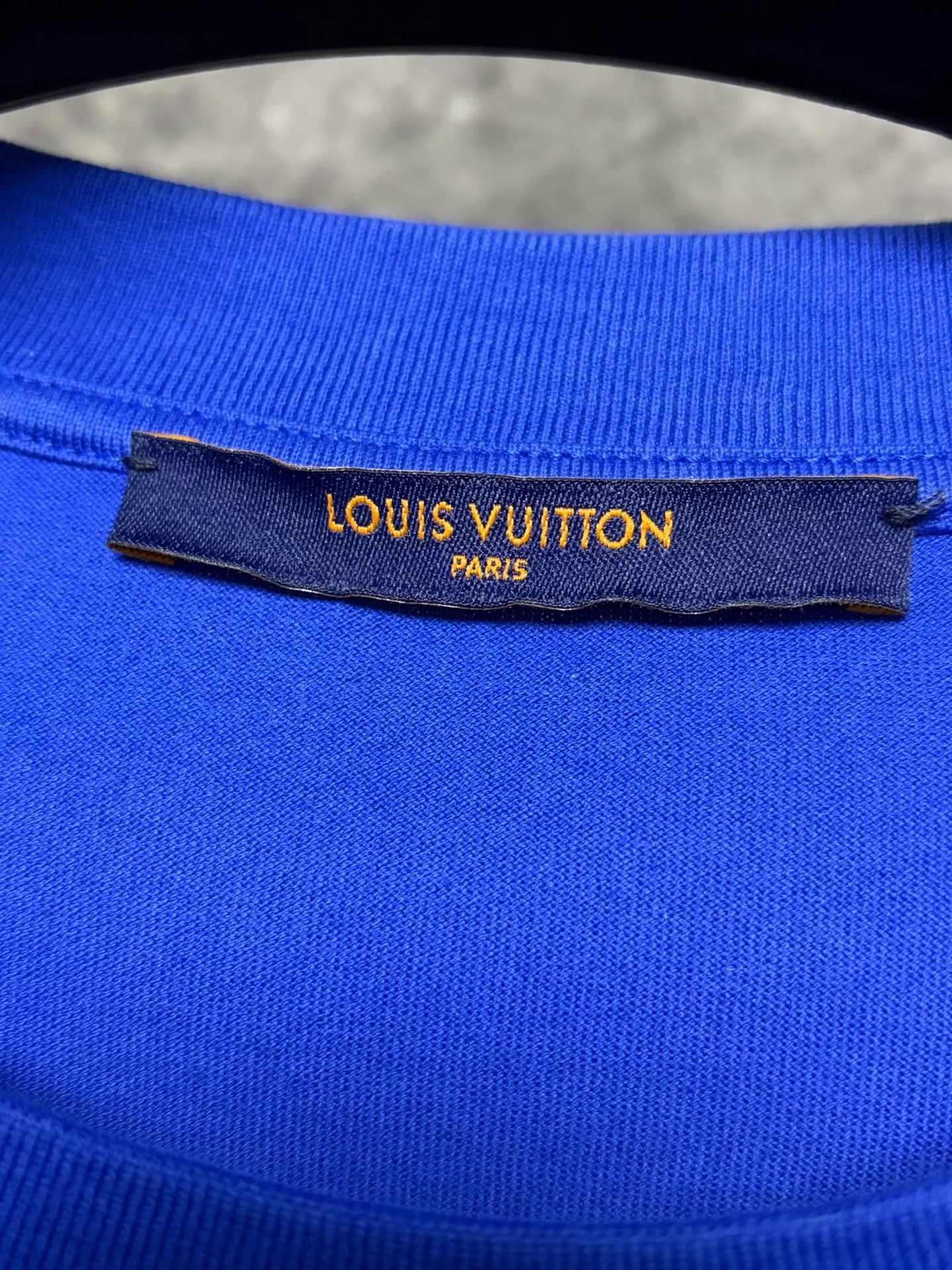 Louis Vuitton LV XL Short Sleeve Tee IT Almost New Size US XL / EU 56 / 4 - 3 Thumbnail