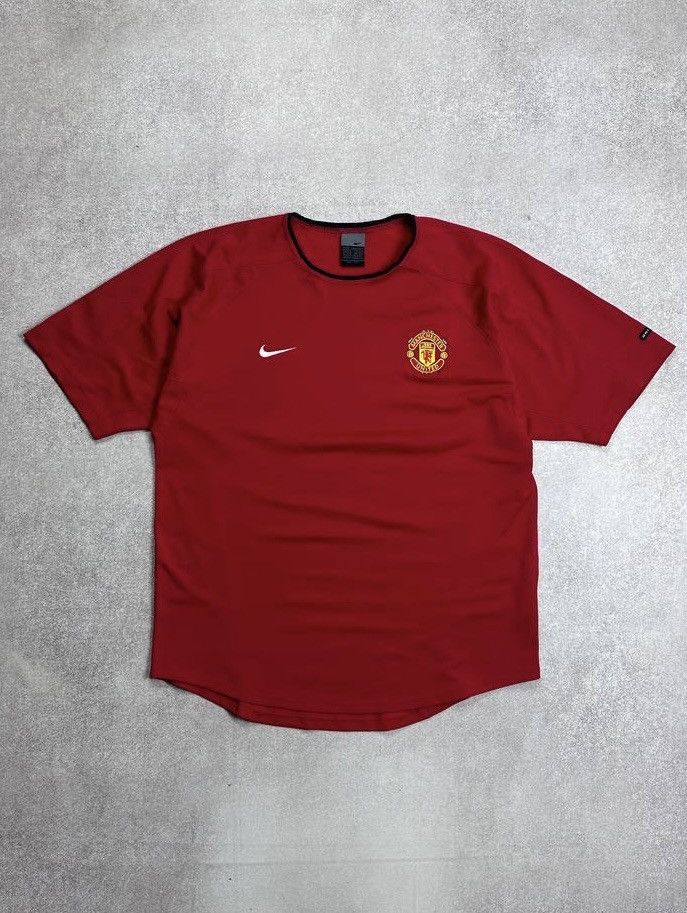 Nike Vintage 90s Nike Manchester United Soccer MU T-shirt M Size US M / EU 48-50 / 2 - 1 Thumbnail