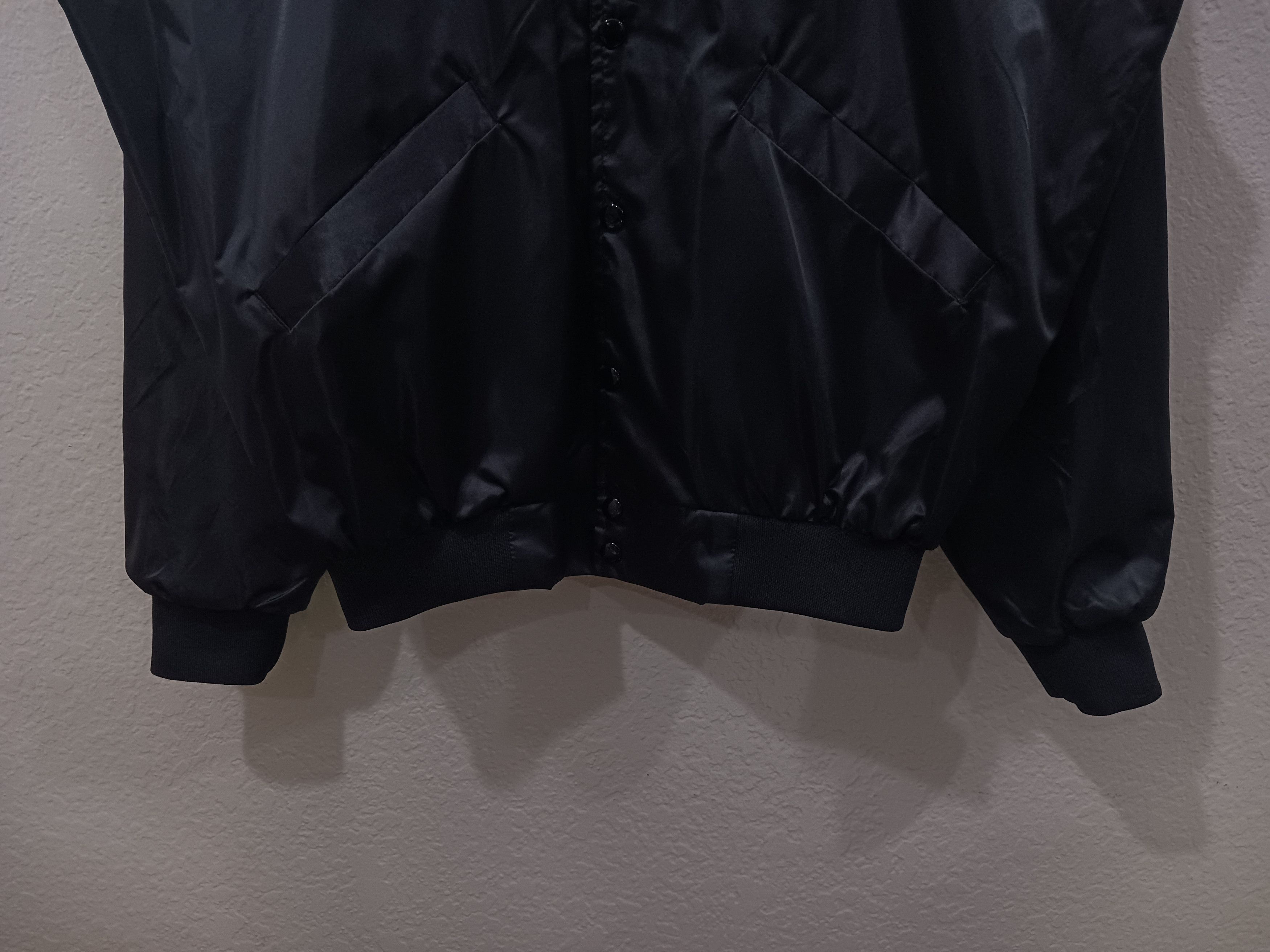 Playboy Cardinal "International Playboy Bunny Reunion" Bomber Jacket Size US M / EU 48-50 / 2 - 9 Thumbnail