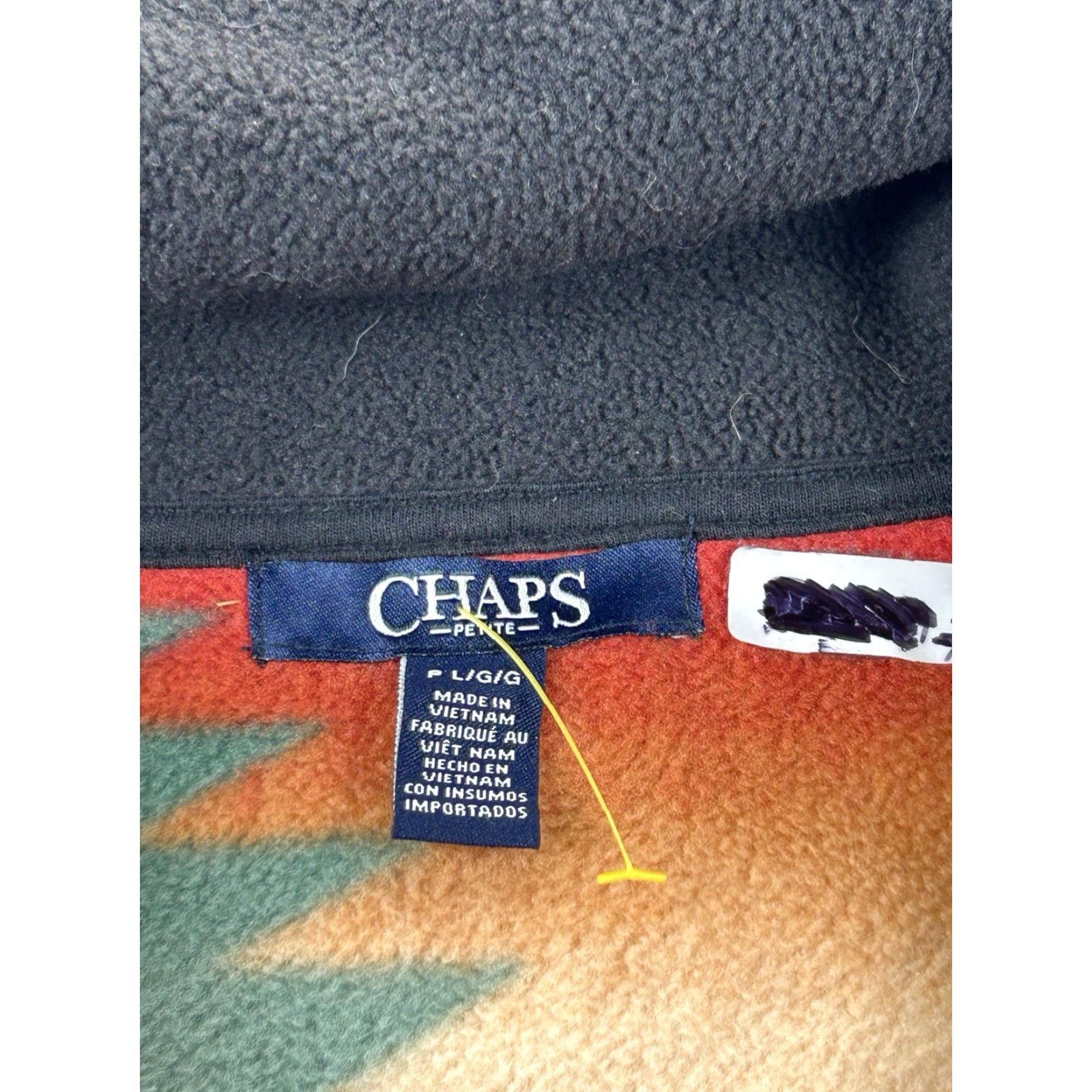 Chaps Chaps Fleeece Vest Full Zip Aztec Southwestern Multicolor Petite L Womens Vest, Chaps By Ralph Lauren, Polyester, Basic Jacket, Great condition Size L / US 10 / IT 46 - 3 Thumbnail
