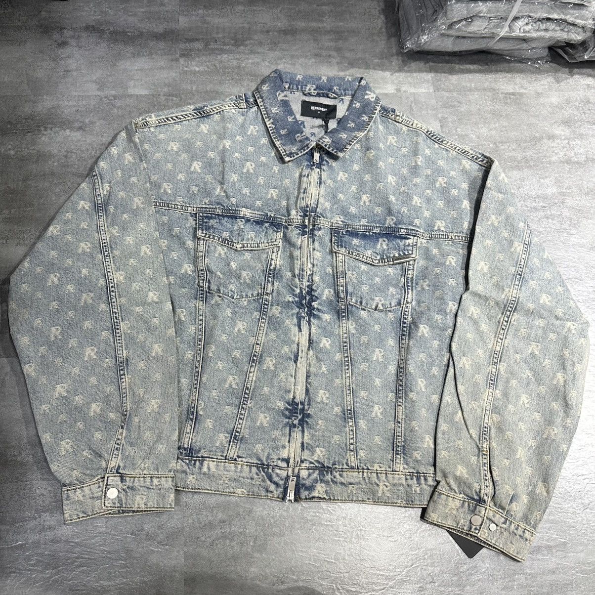 Represent Clo. Represent R4 Stone Wash Monogram Denim Jacket Size US XL / EU 56 / 4 - 1 Thumbnail