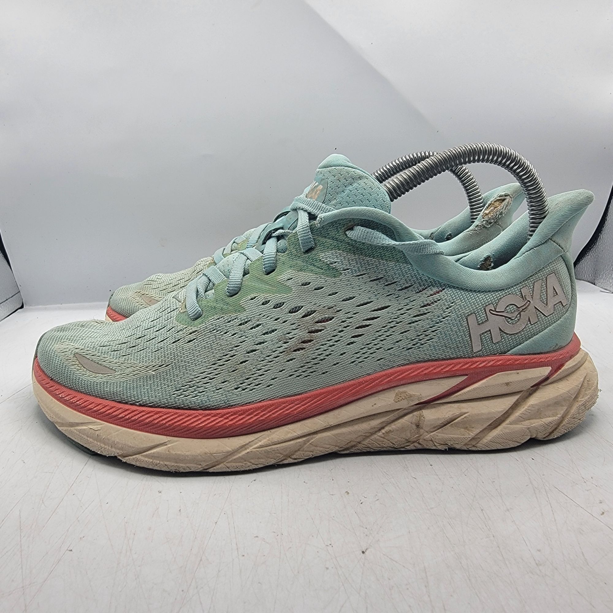 Hoka Hoka One One Clifton 8 Womens 8 D Wide Athletic Shoes Runnin Size US 8 / IT 38 - 12 Thumbnail
