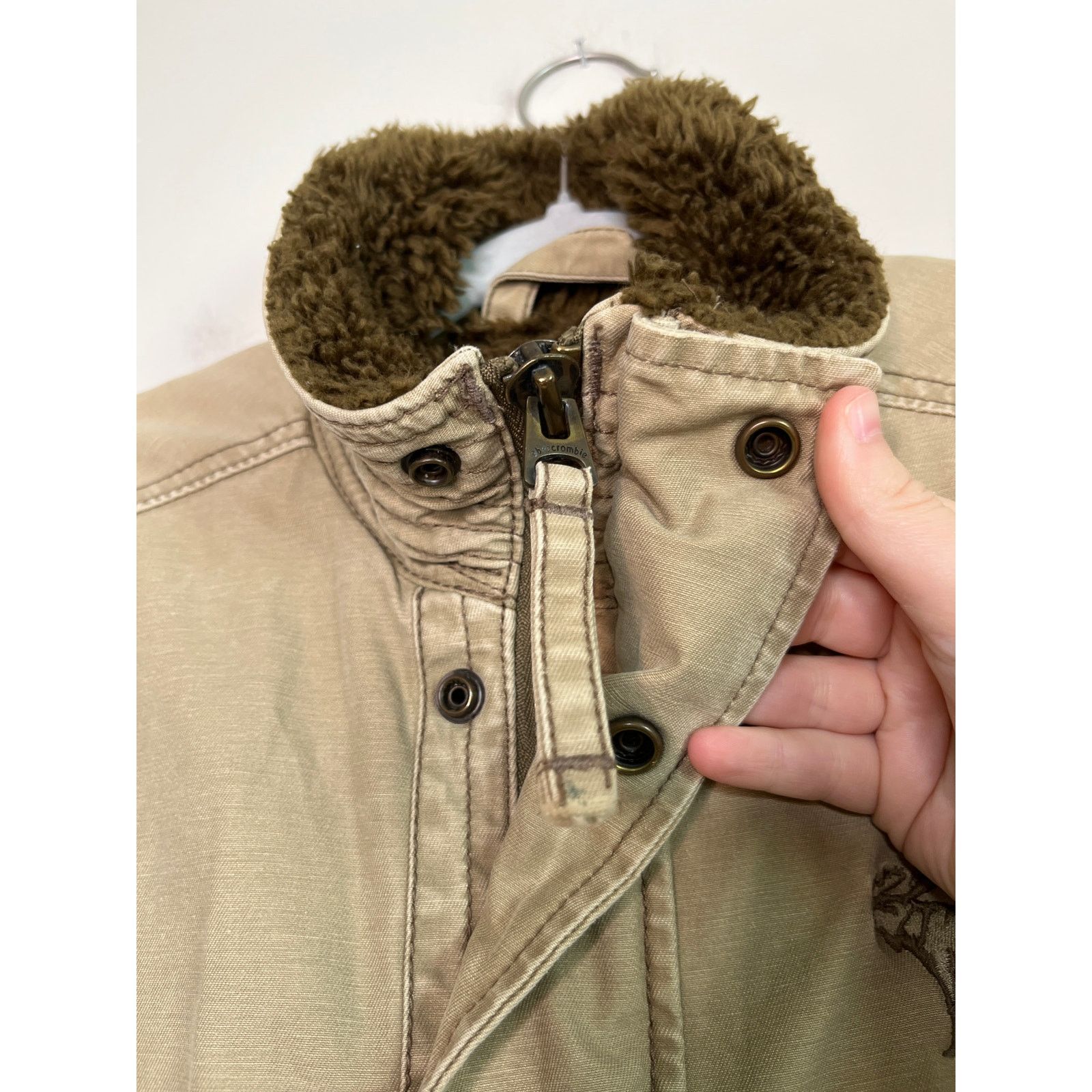 Abercrombie & Fitch 2000s Y2K Abercrombie & Fitch Khaki Adirondack Fur Jacket XL Size US XL / EU 56 / 4 - 3 Thumbnail