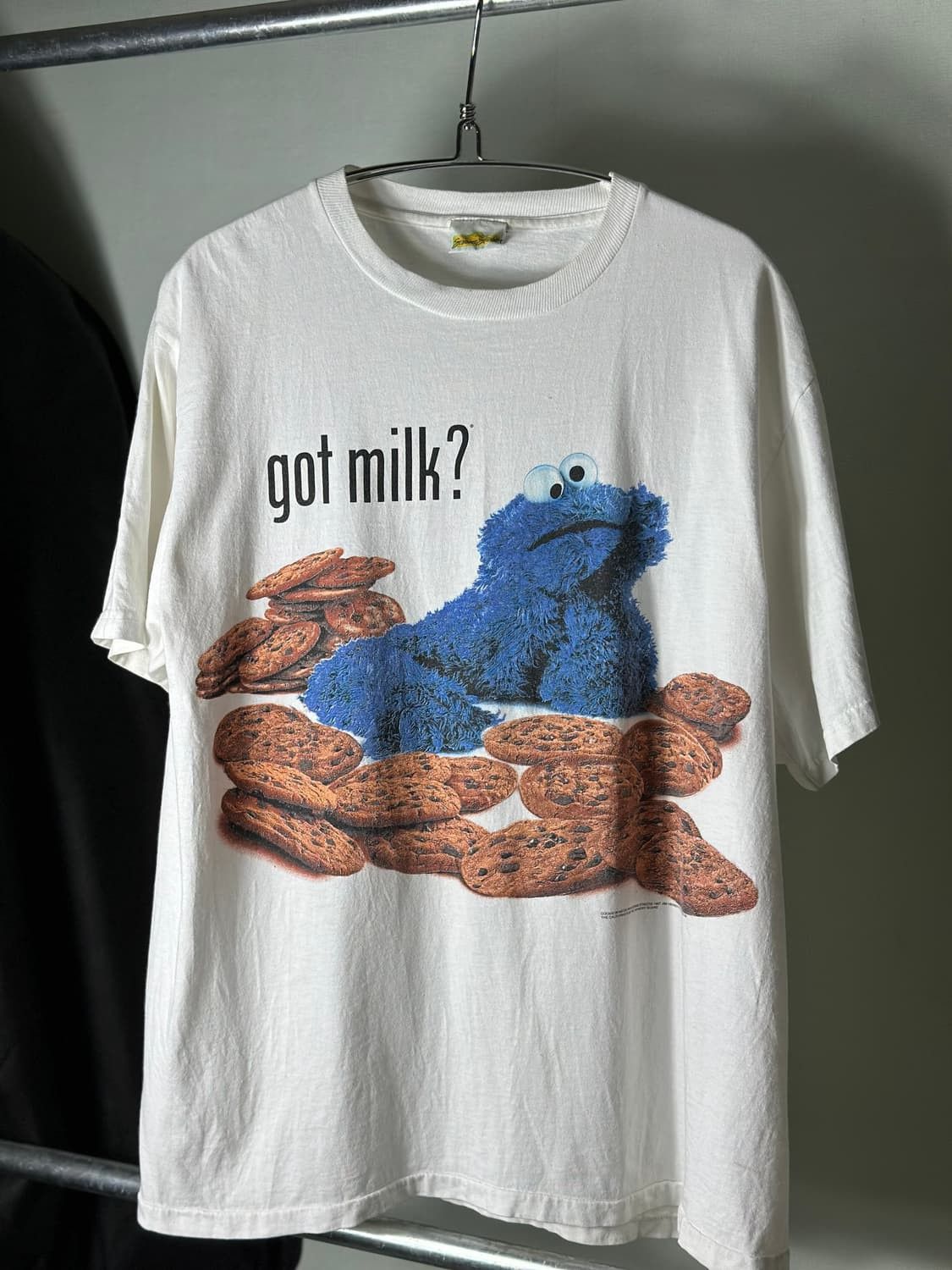 Vintage Vintage cookie monster Shirts XL Size US XL / EU 56 / 4 - 1 Thumbnail