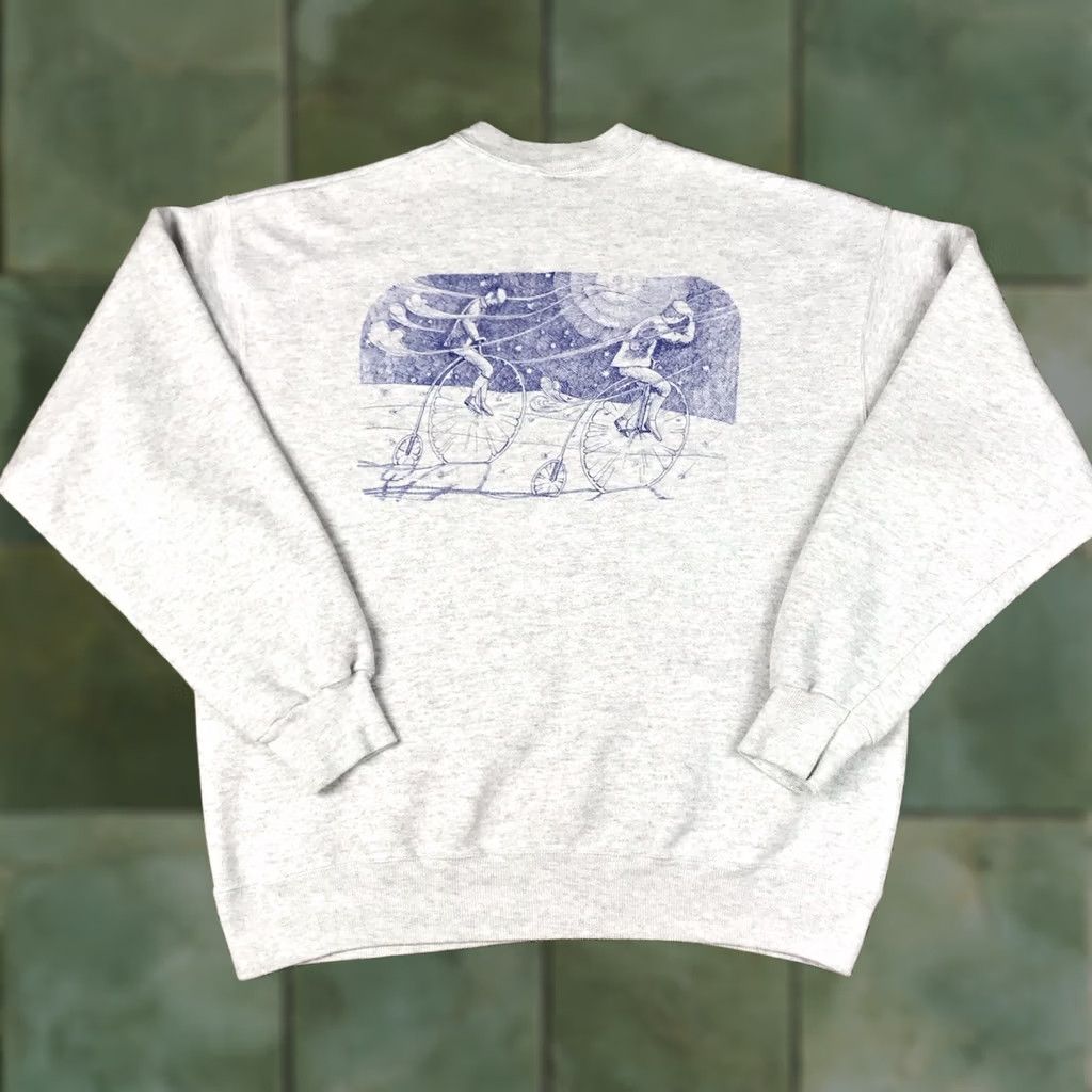 Hanes VINTAGE Bicycle Museum Of America 1994 Gray Crewneck Sweatshirt Large Hanes Activewear Mens 90s Graphic Print Size US L / EU 52-54 / 3 - 1 Thumbnail