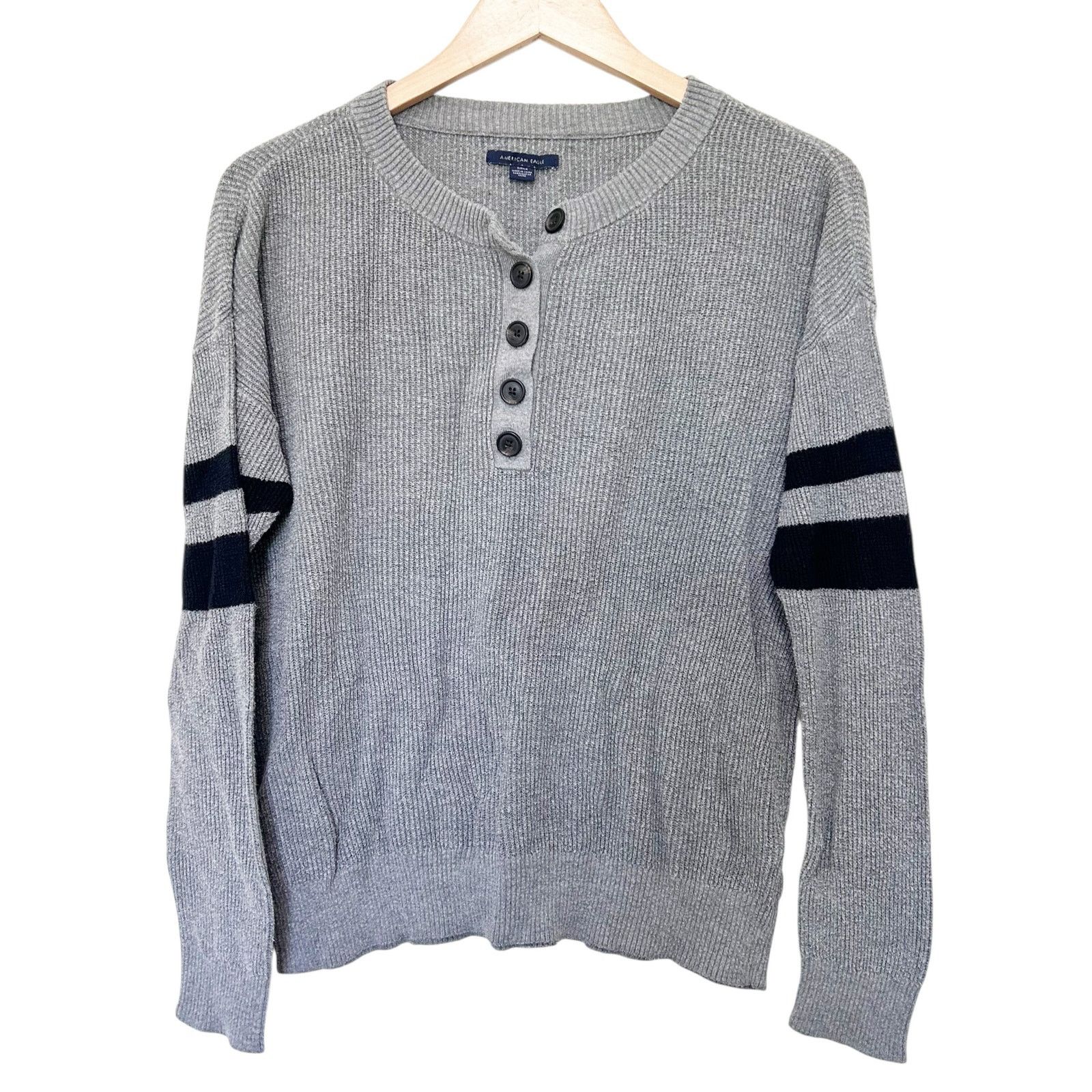 American Eagle Outfitters American Eagle Gray Ribbed Henley Sweater Sz S Size S / US 4 / IT 40 - 1 Thumbnail