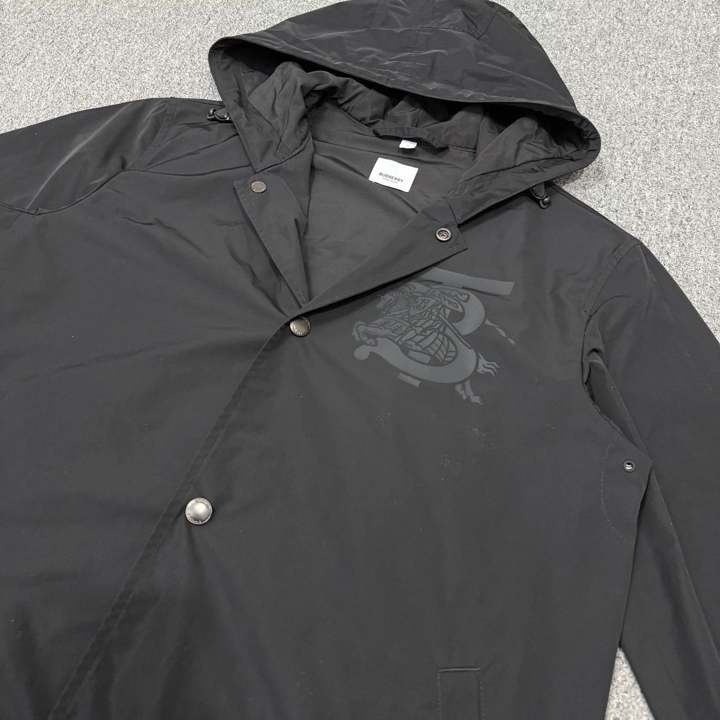 Burberry Burberry Black Equestrian Knight Hooded Jacket S Size US S / EU 44-46 / 1 - 3 Thumbnail