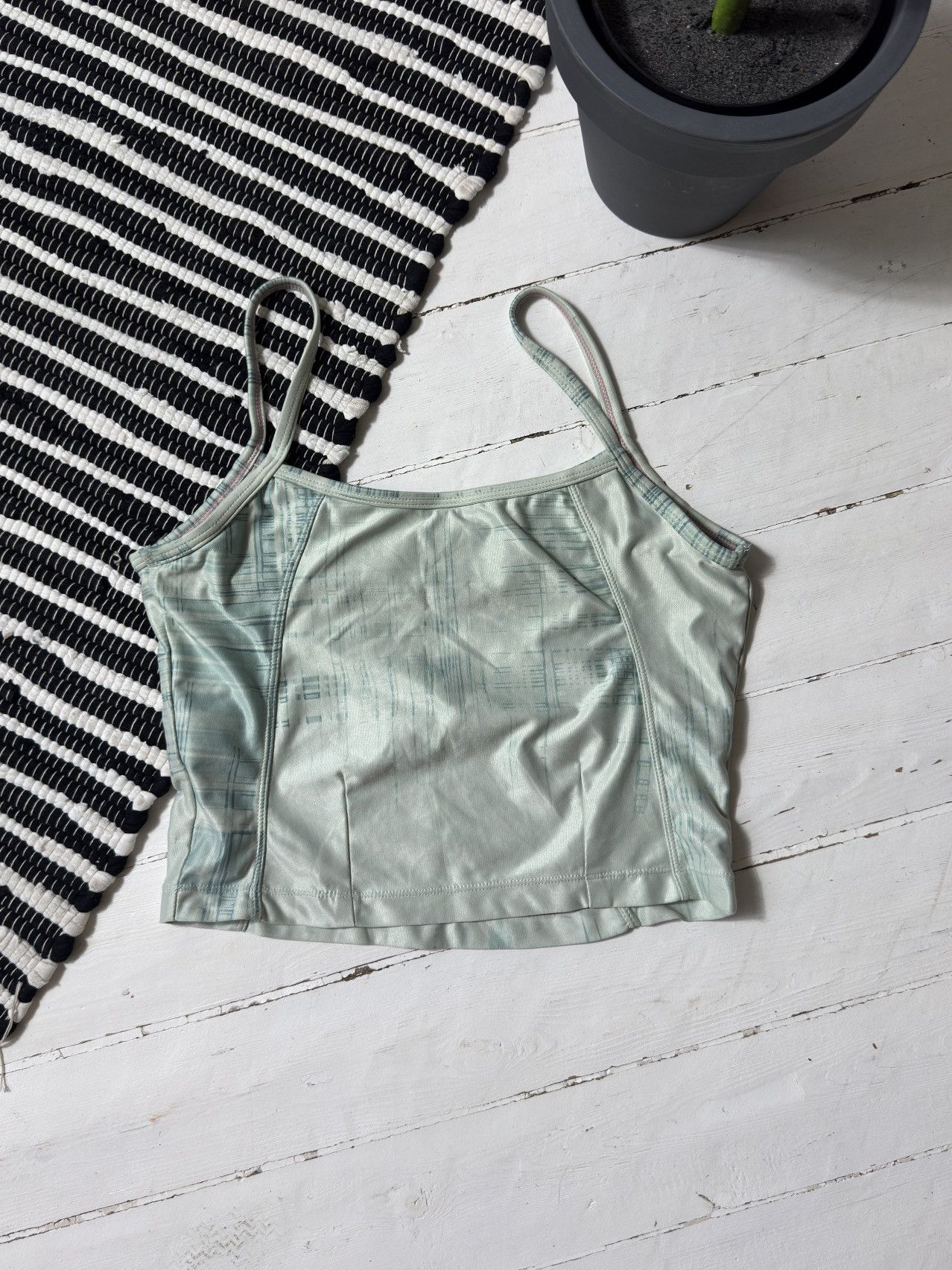 Nike VINTAGE NIKE MINI SWOOSH CUTE CROP TANK TOP 🎀 Size L / US 10 / IT 46 - 5 Thumbnail