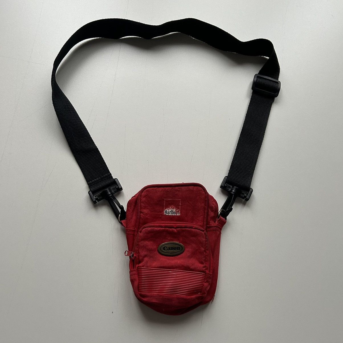 image of Vintage 90's Marlboro Canon Camera Side Bag in Red, Men's