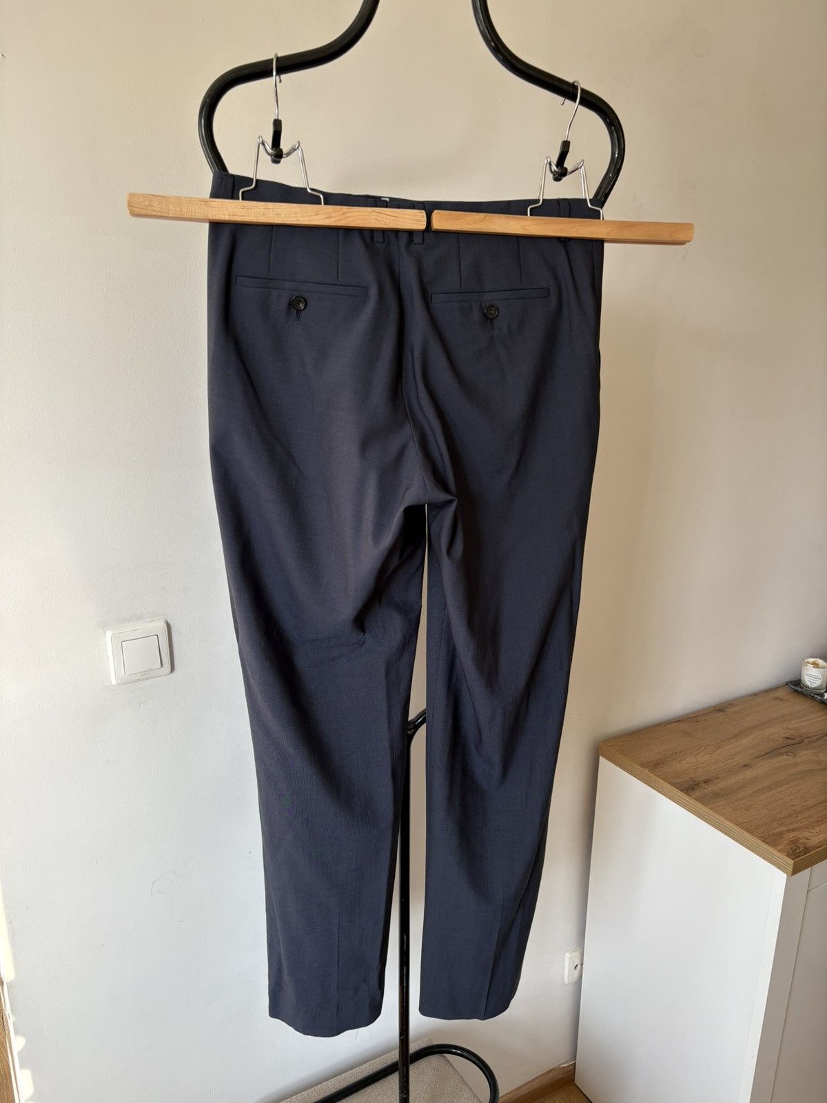 Designer × Hugo Boss Stylish Men’s Hugo Boss Suit – 100% Virgin Wool Size 50L - 15 Thumbnail