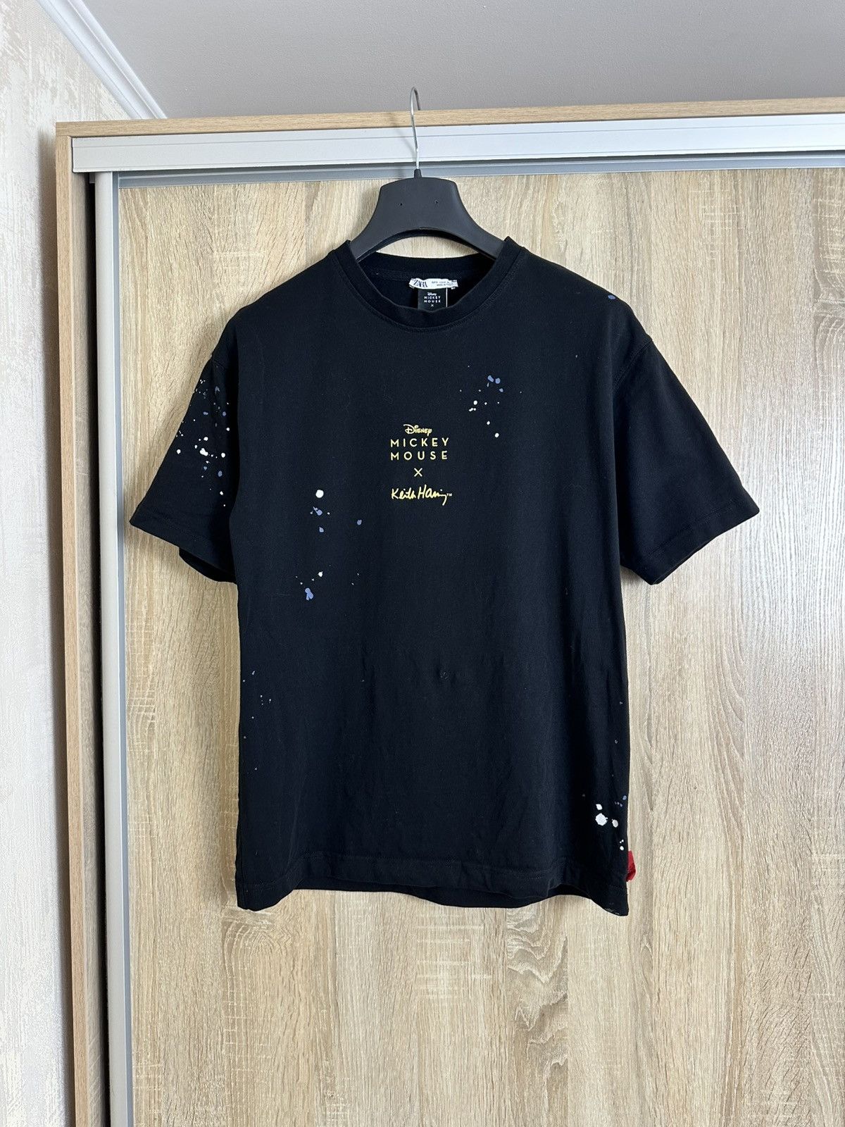 Keith Haring 🔥 Disney Mickey Mouse x Keith Haring Art Paint Logo Tee Size US S / EU 44-46 / 1 - 3 Thumbnail