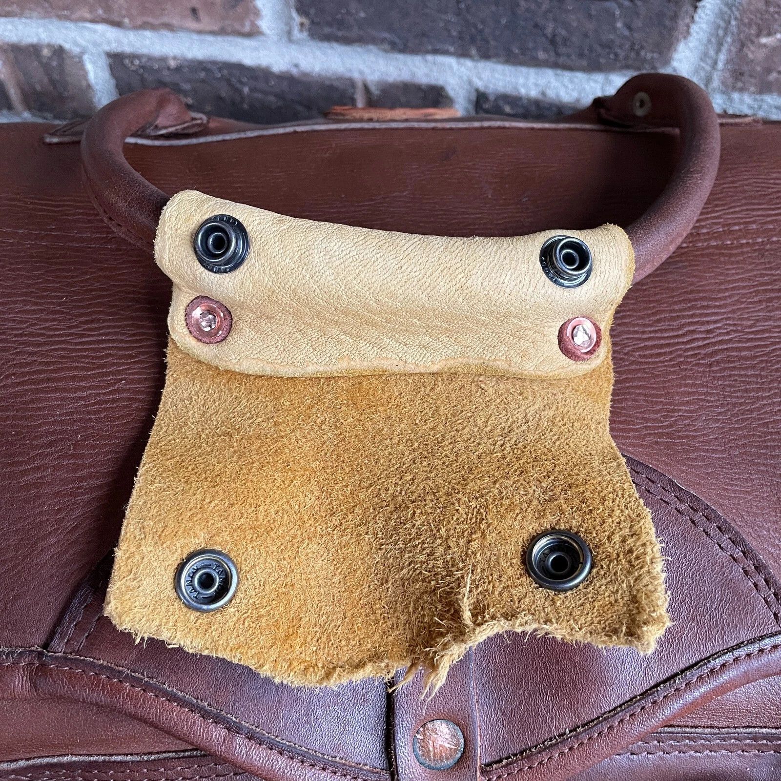 Other RARE VINTAGE 1970s GOKEY CUSTOM LEATHER XL DUFFEL BAG R$4898 Size ONE SIZE - 14 Thumbnail