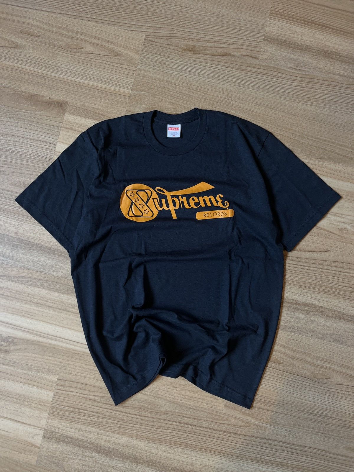 Supreme Supreme records tee navy M ss24 Size US M / EU 48-50 / 2 - 2 Thumbnail