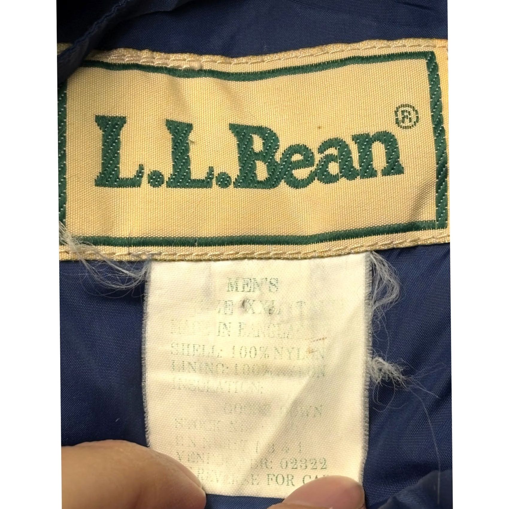 Vintage Vintage LL Bean Mens Puffer Vest Navy Blue Collared Quilted Insulated XL Size US XXL / EU 58 / 5 - 3 Thumbnail