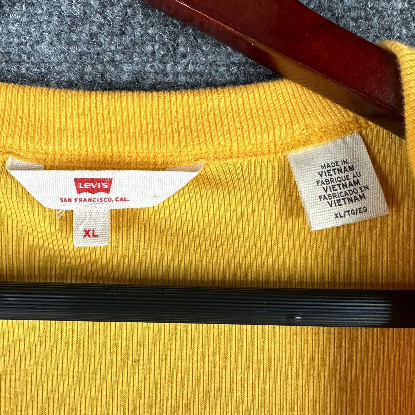 Levi's Levi's Sweater Cardigan Womens XL Yellow Cotton Blend Knit Open Tie Hem Long Sleeve V-Neck Casual Modern 90s? Size XL / US 12-14 / IT 48-50 - 4 Thumbnail