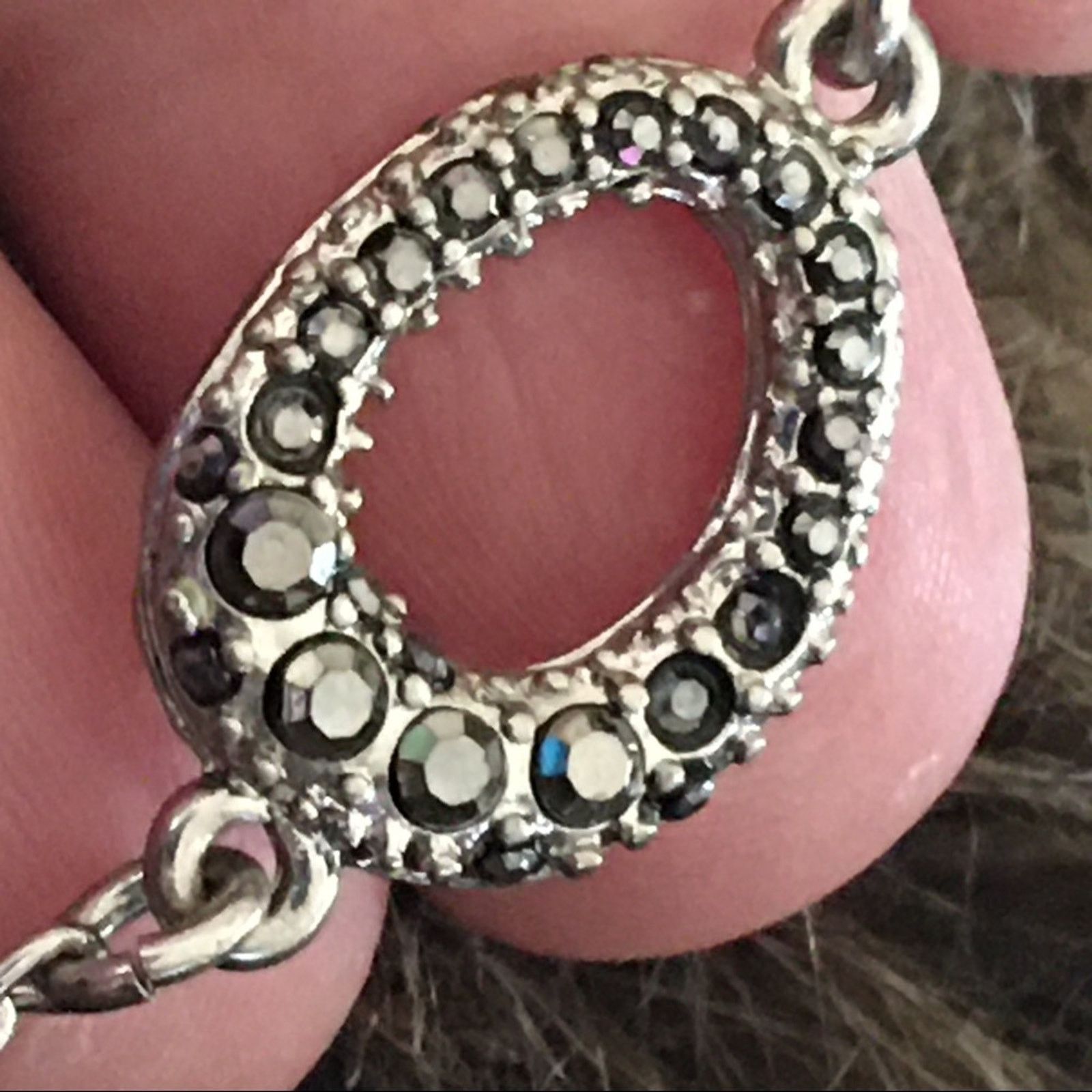 Jewelry Liz Claiborne hammered marcasite disc necklace Size ONE SIZE - 9 Thumbnail