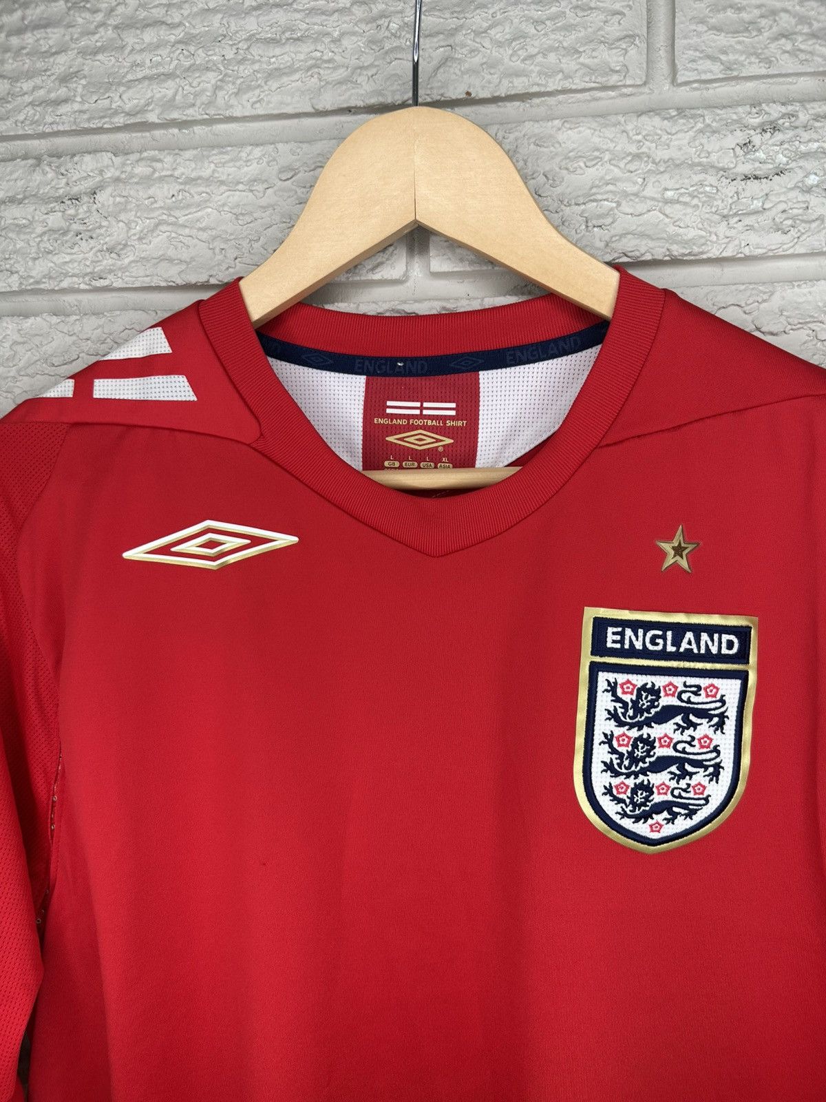 Umbro Vintage Umbro England 2006 Away Jersey Size US L / EU 52-54 / 3 - 2 Thumbnail