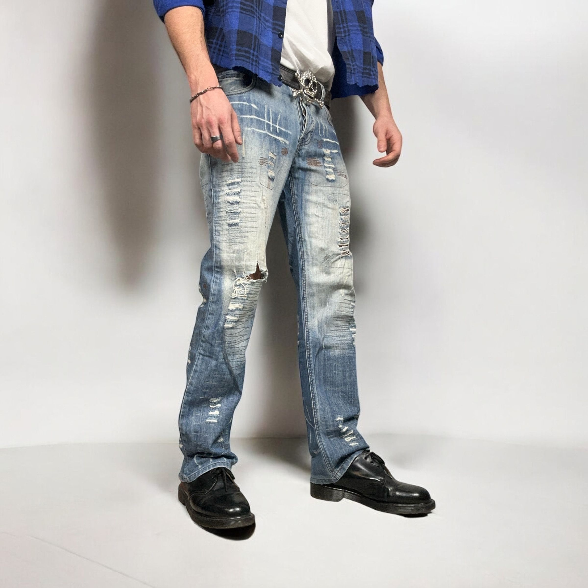 Japanese Brand × Vintage Vintage y2k Distressed Reworked Washed Blue Denim Pants Jean Size US 32 / EU 48 - 3 Thumbnail