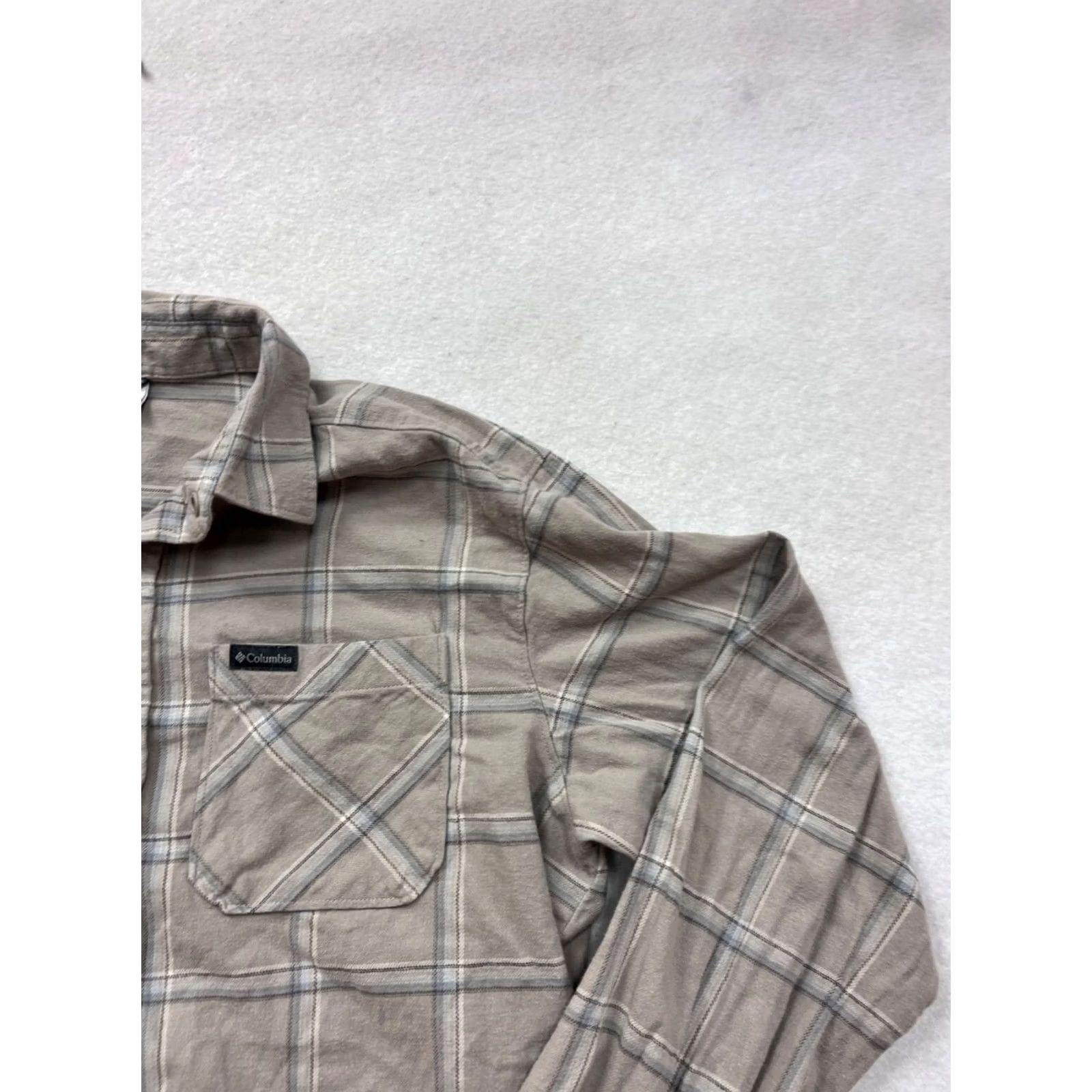 Vintage Columbia Shirt Plaid Button-Up Long Sleeve Gray Tan M Unisex Adults Cotton Like New Size US M / EU 48-50 / 2 - 5 Thumbnail