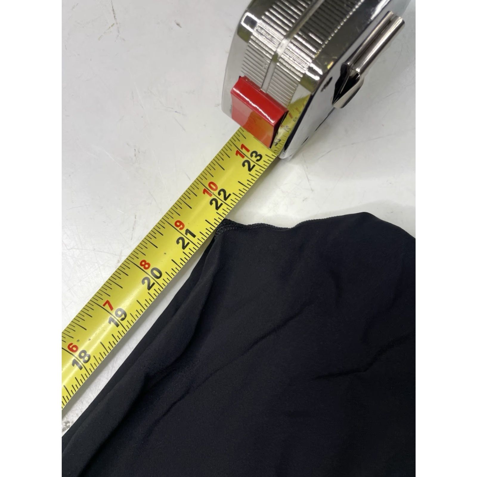 Lululemon Lululemon Leggings Women's Black Size 4 Activewear Ankle Spandex Pants Compression Area Leg Size 27" / US 4 / IT 40 - 6 Thumbnail