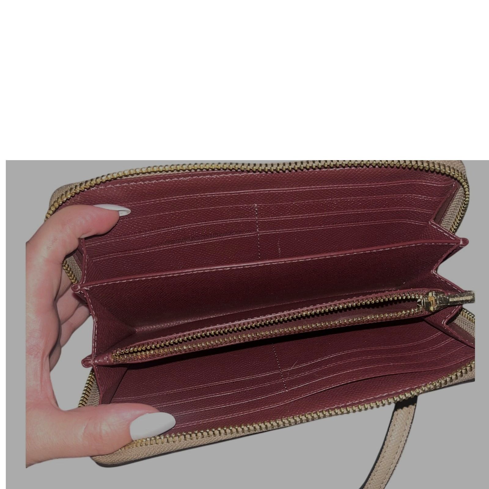 Coach Coach Women's Wristlet Wallet - Stylish and Practical Size ONE SIZE - 3 Thumbnail