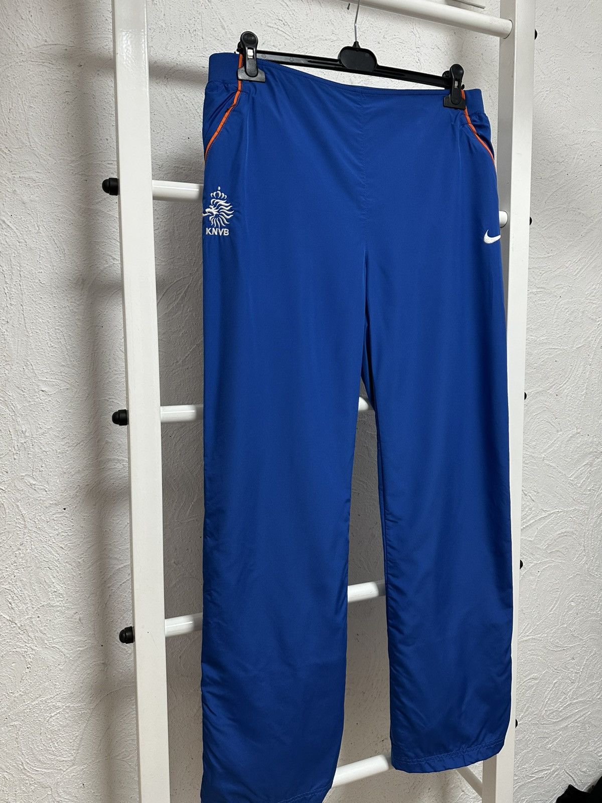 Nike Vintage Nike Nederland Women’s Nylon Track Pants Blue Size L Size 31" - 3 Thumbnail