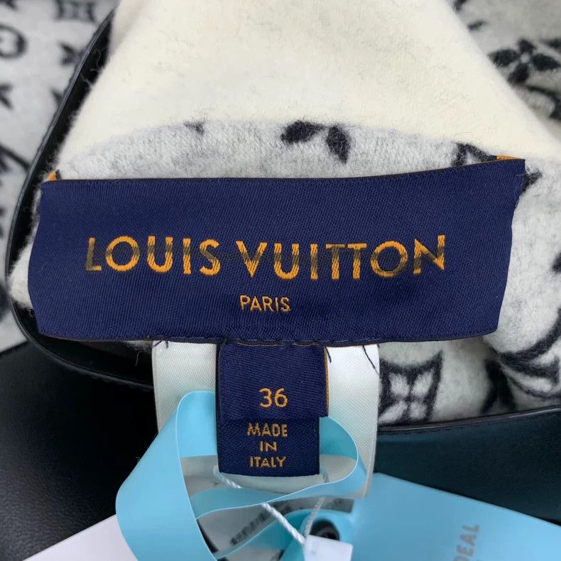 Louis Vuitton Louis Vuitton 23 color-block logo full print sheepwool lap Size XS / US 0-2 / IT 36-38 - 7 Thumbnail