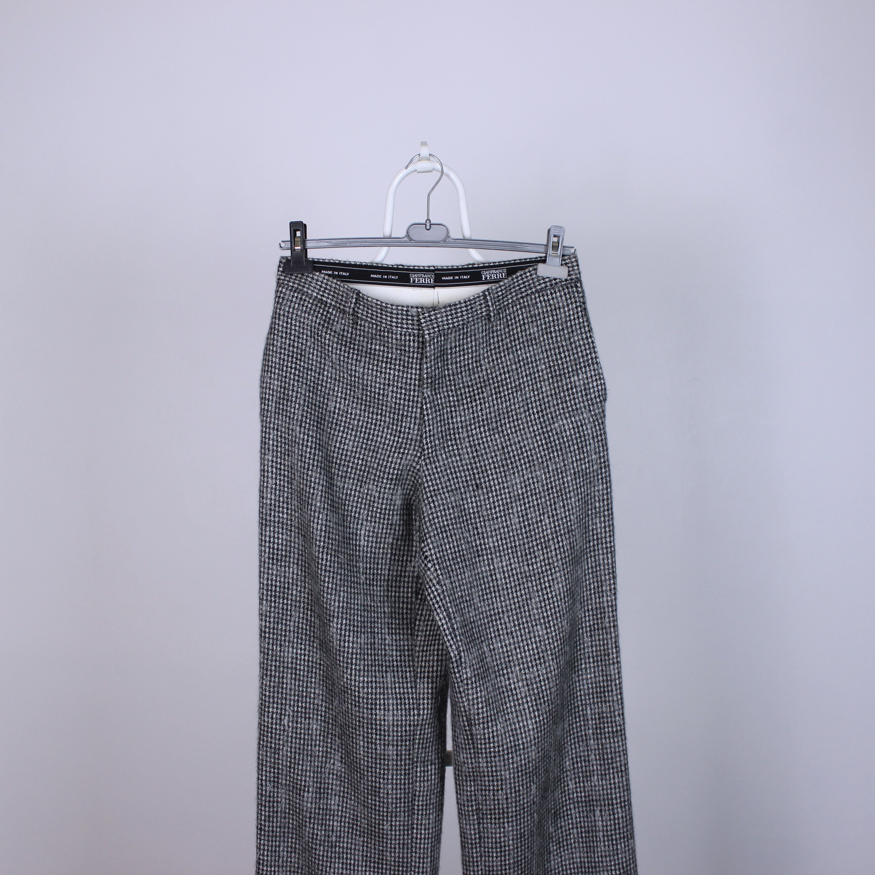 Gianfranco Ferre Gianfranco Ferre vintage alpaca Mohair wool 8 US gray Size 30" / US 8 / IT 44 - 2 Thumbnail
