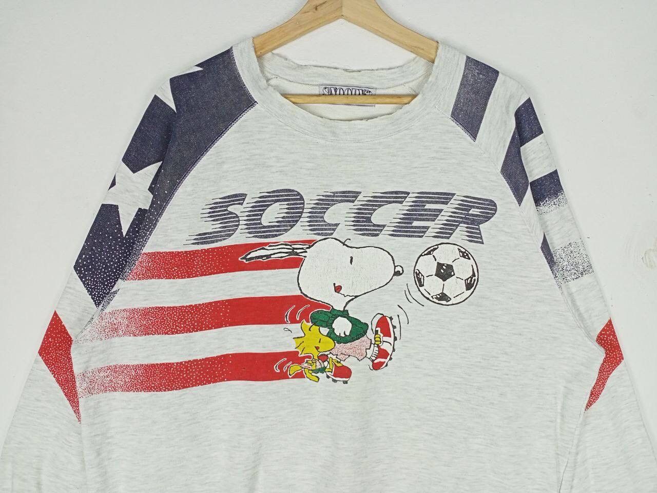 Cartoon Network × Peanuts × Vintage VINTAGE SNOOPY SOCCER SWEATSHIRT Size US M / EU 48-50 / 2 - 2 Thumbnail