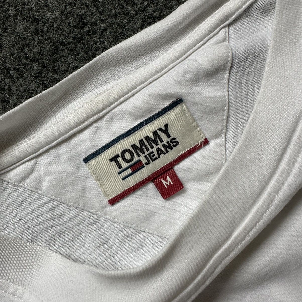 Tommy Jeans VTG Mans Tommy Jeans Size M Y2K Long-sleeve T-shirts Cotton Size US M / EU 48-50 / 2 - 11 Thumbnail