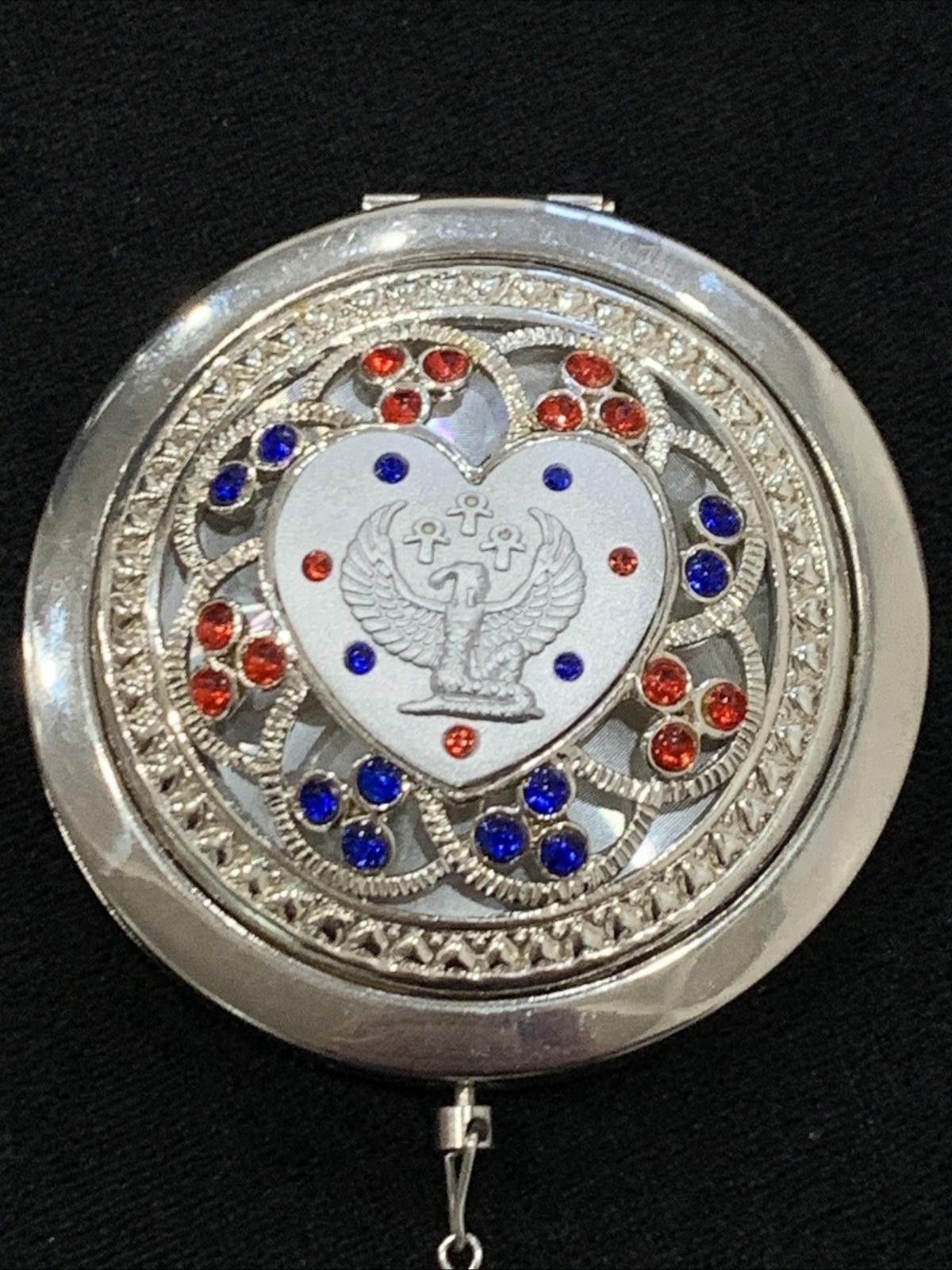 Other Egyptian Revival Compact Mirror Silver Tone Cleopatra Size ONE SIZE - 3 Thumbnail
