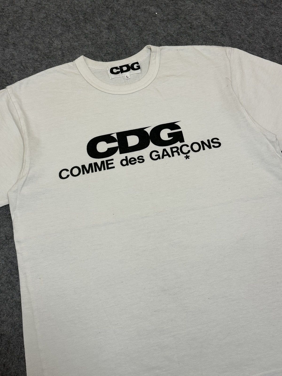 CDG by Comme des Garcons Comme des Garçons CDG white t-shirt. Size US L / EU 52-54 / 3 - 2 Thumbnail