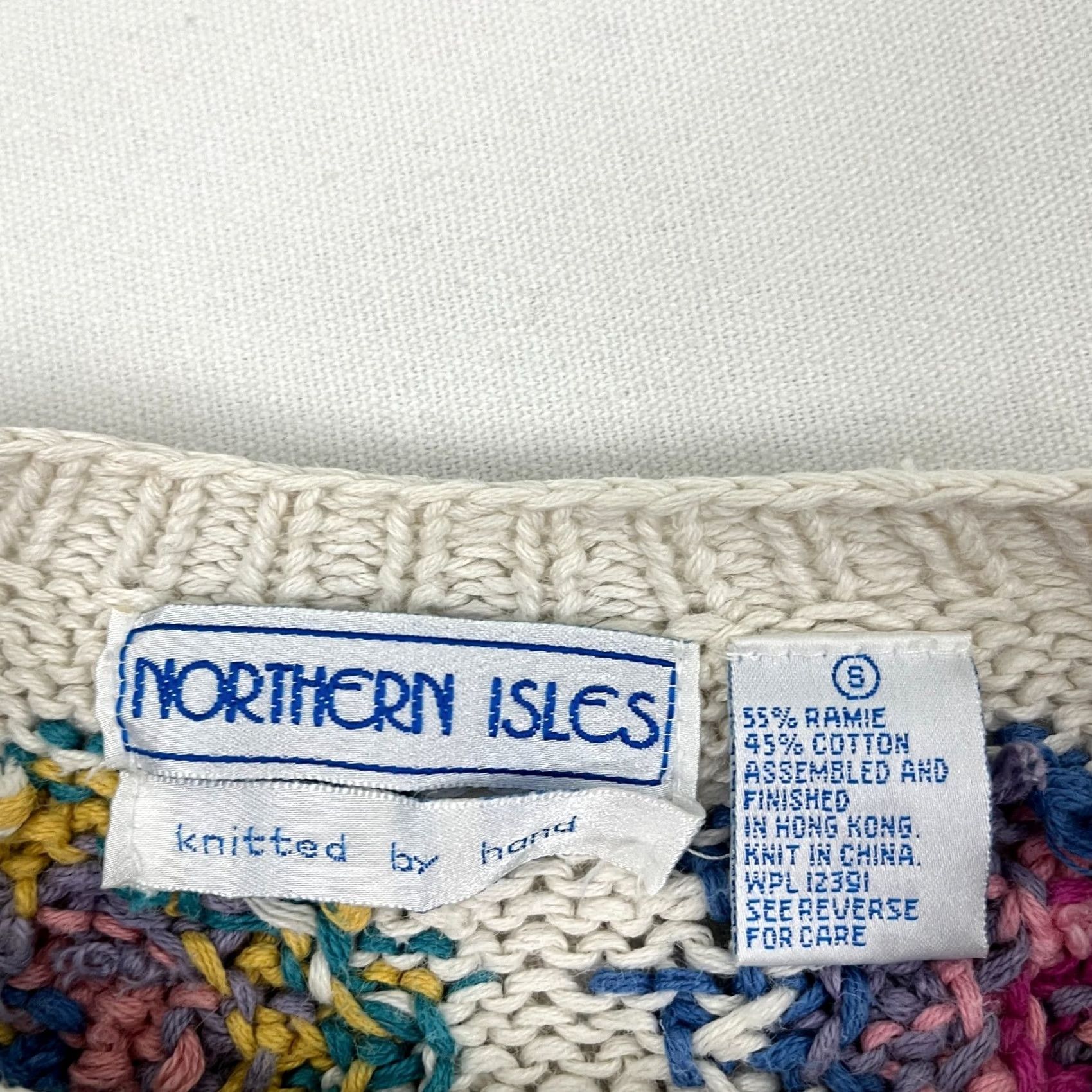 Vintage VINTAGE Northern Isles Cardigan Sweater Womens S Hand Knit Butterfly Floral Cottage Cardigan Mens? Size S / US 4 / IT 40 - 2 Thumbnail